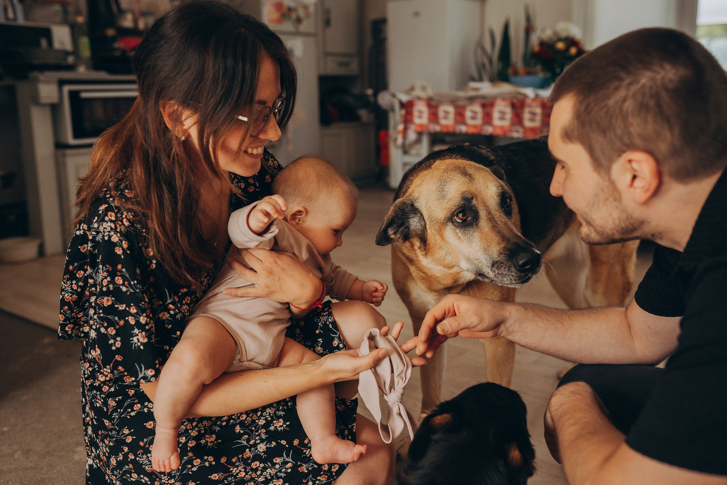 семейная фотосессия калининград , newborn калининград, домашняя фотосессия калининград, фотограф калининград, фотосессия с животными калининград