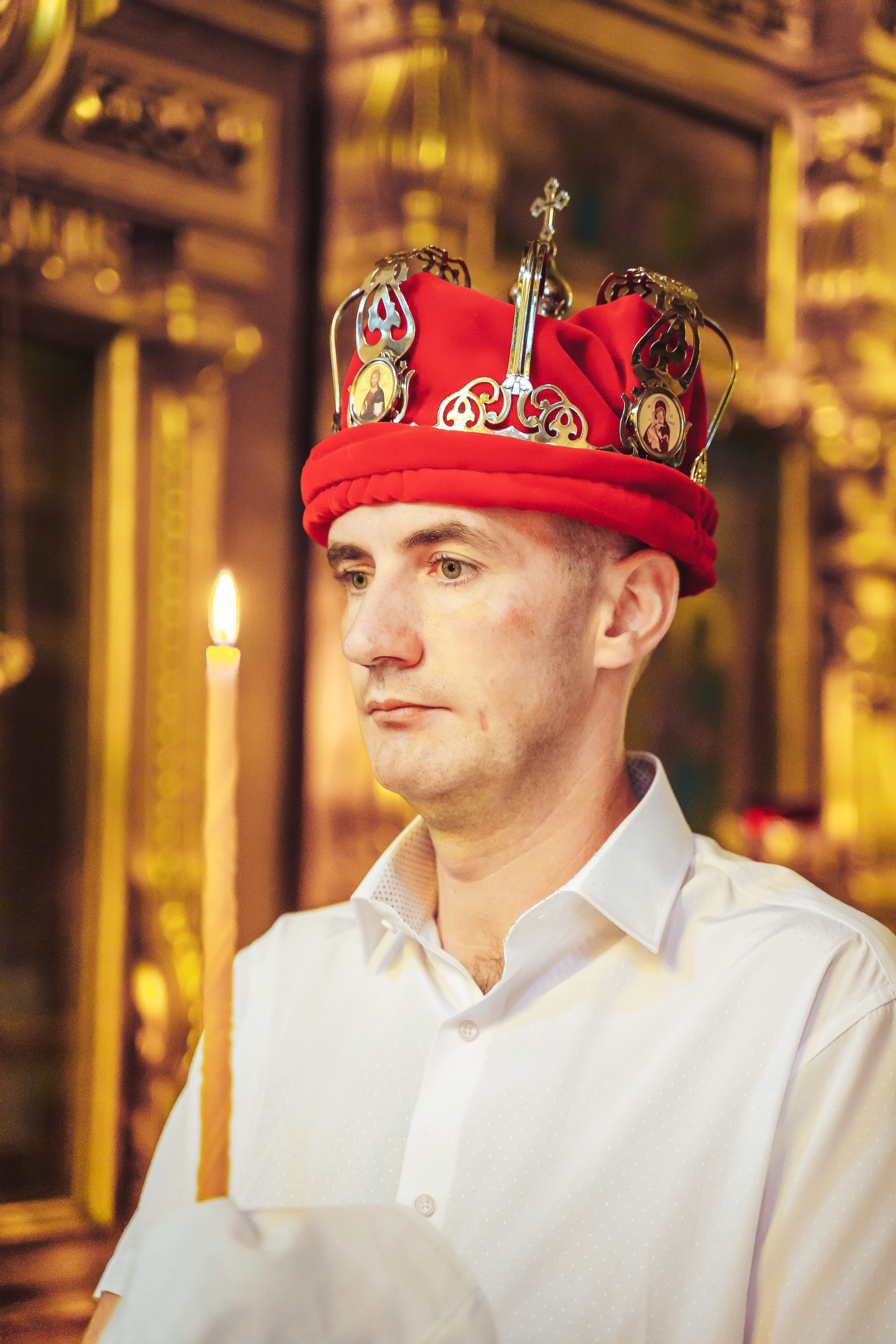 Свадебный фотограф на венчание в Храме Богородицы в Щелково