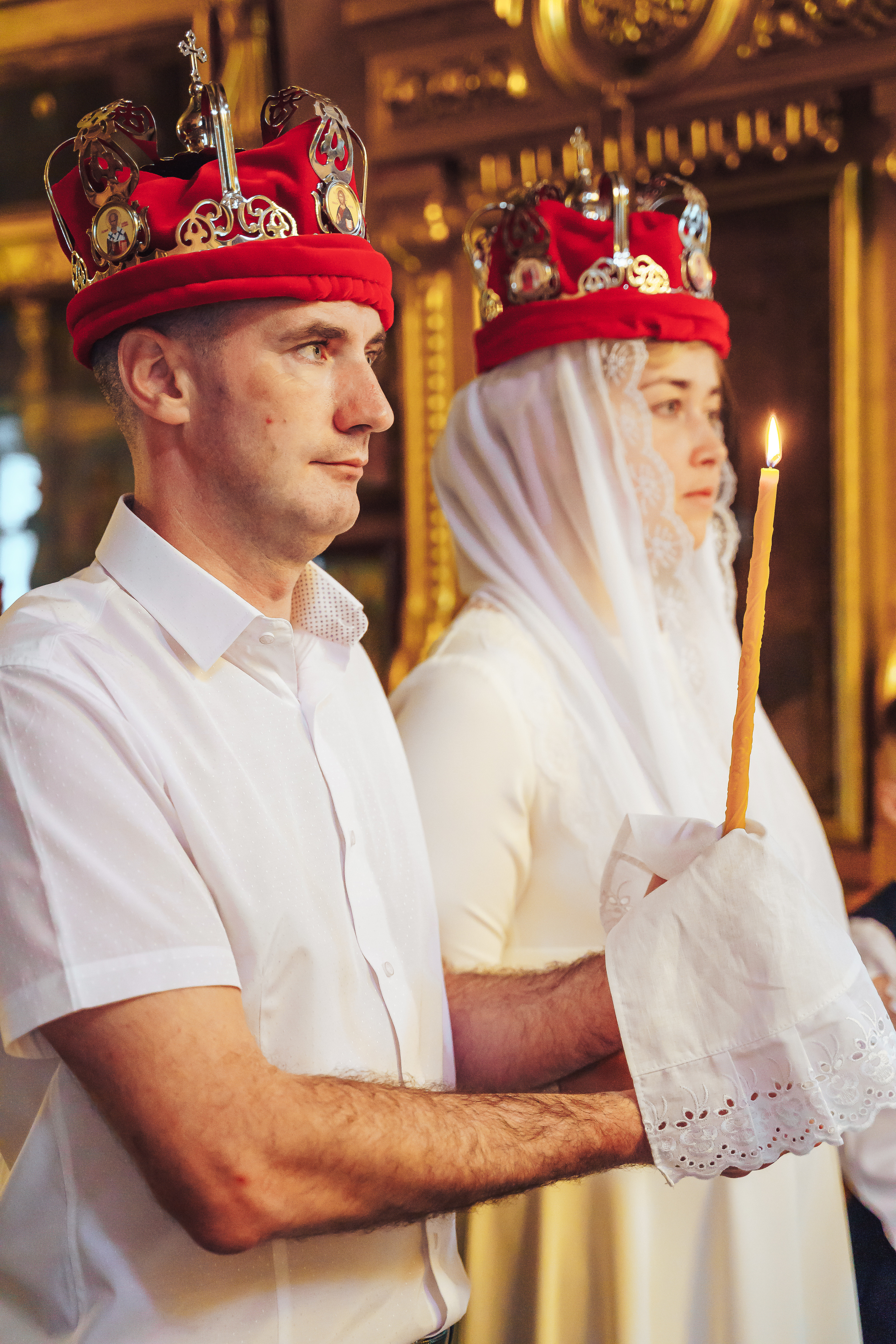 Свадебный фотограф на венчание в Храме Богородицы в Щелково