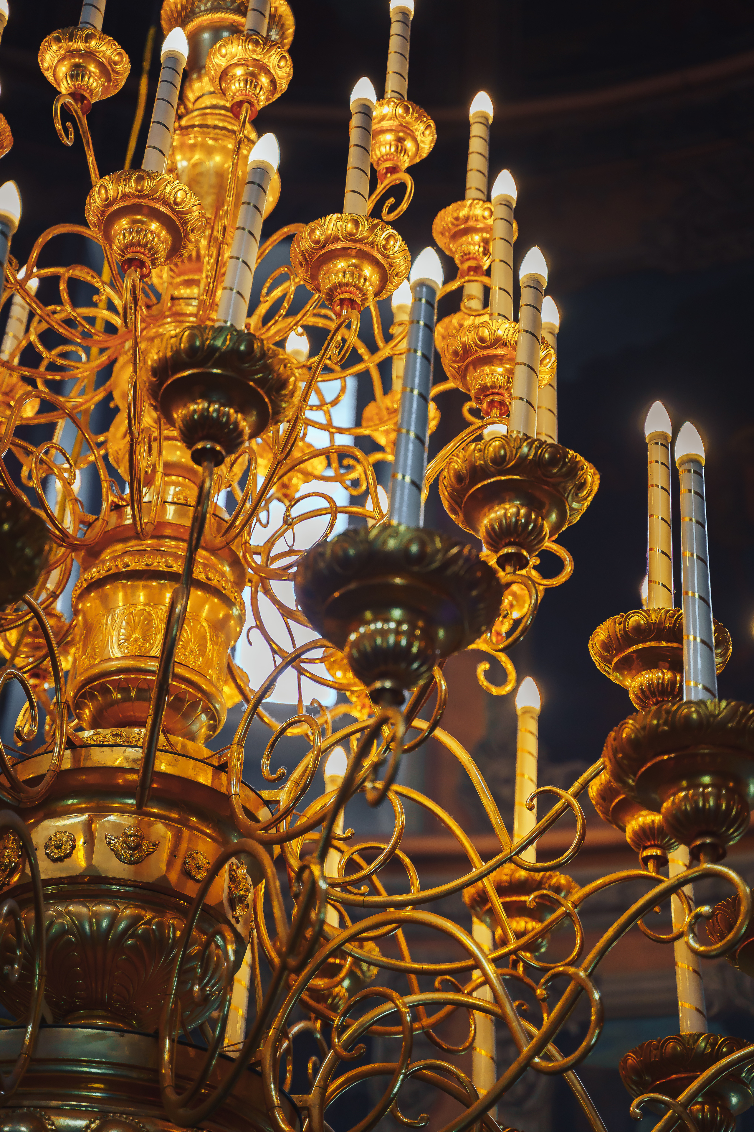 Свадебный фотограф на венчание в Храме Богородицы в Щелково