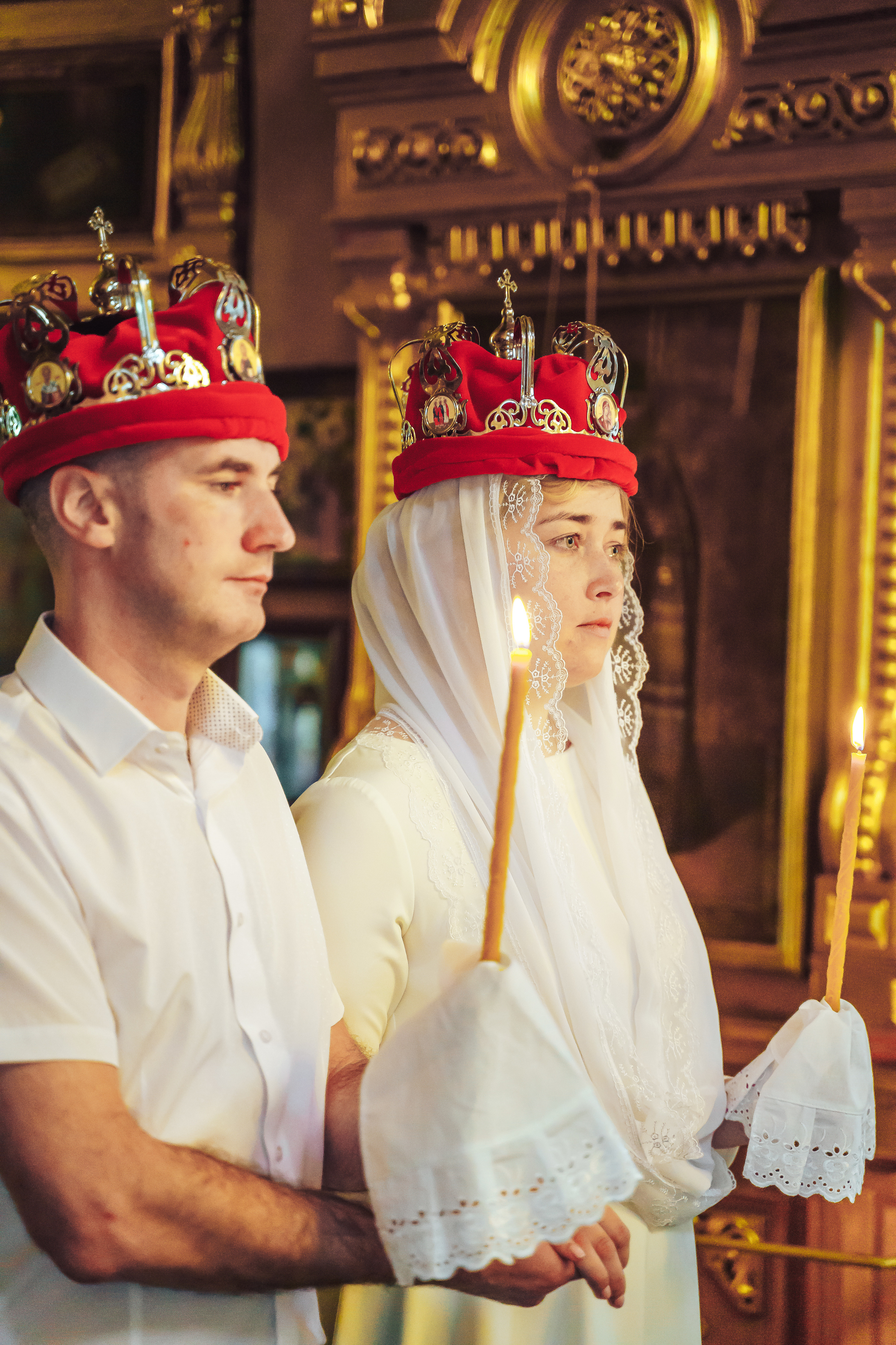 Свадебный фотограф на венчание в Храме Богородицы в Щелково