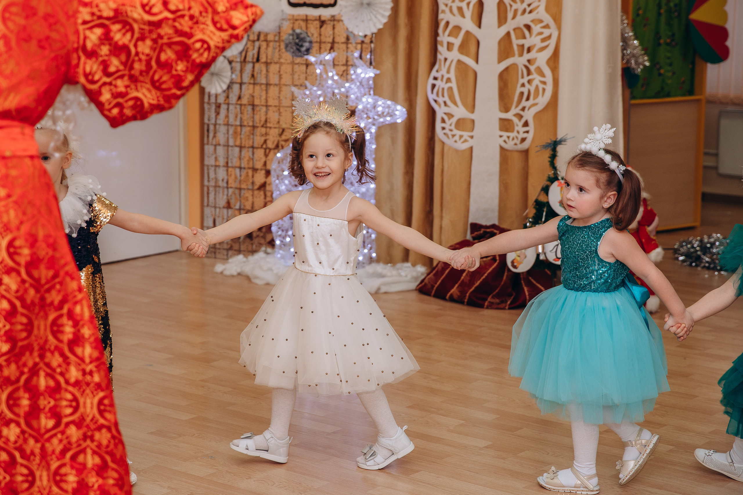 Фотосъемка новогоднего утренника. Фотограф и режиссер Московко Екатерина