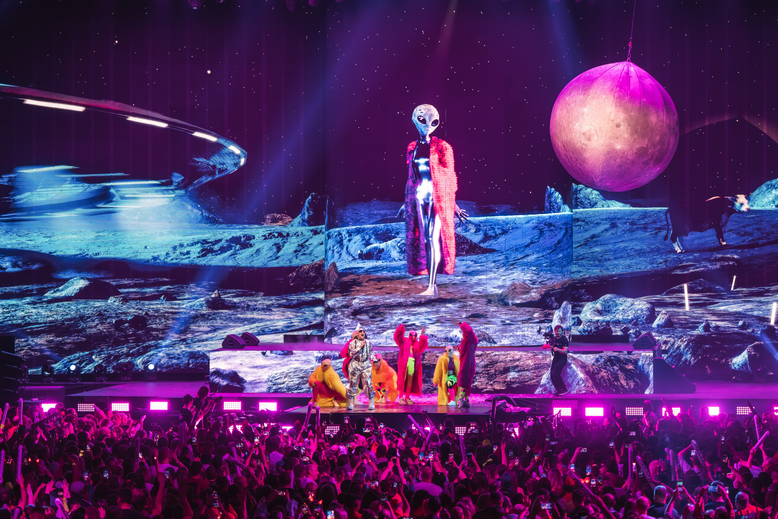 Superdiskoteka 90. Svyatoslav Bunkov | photographer