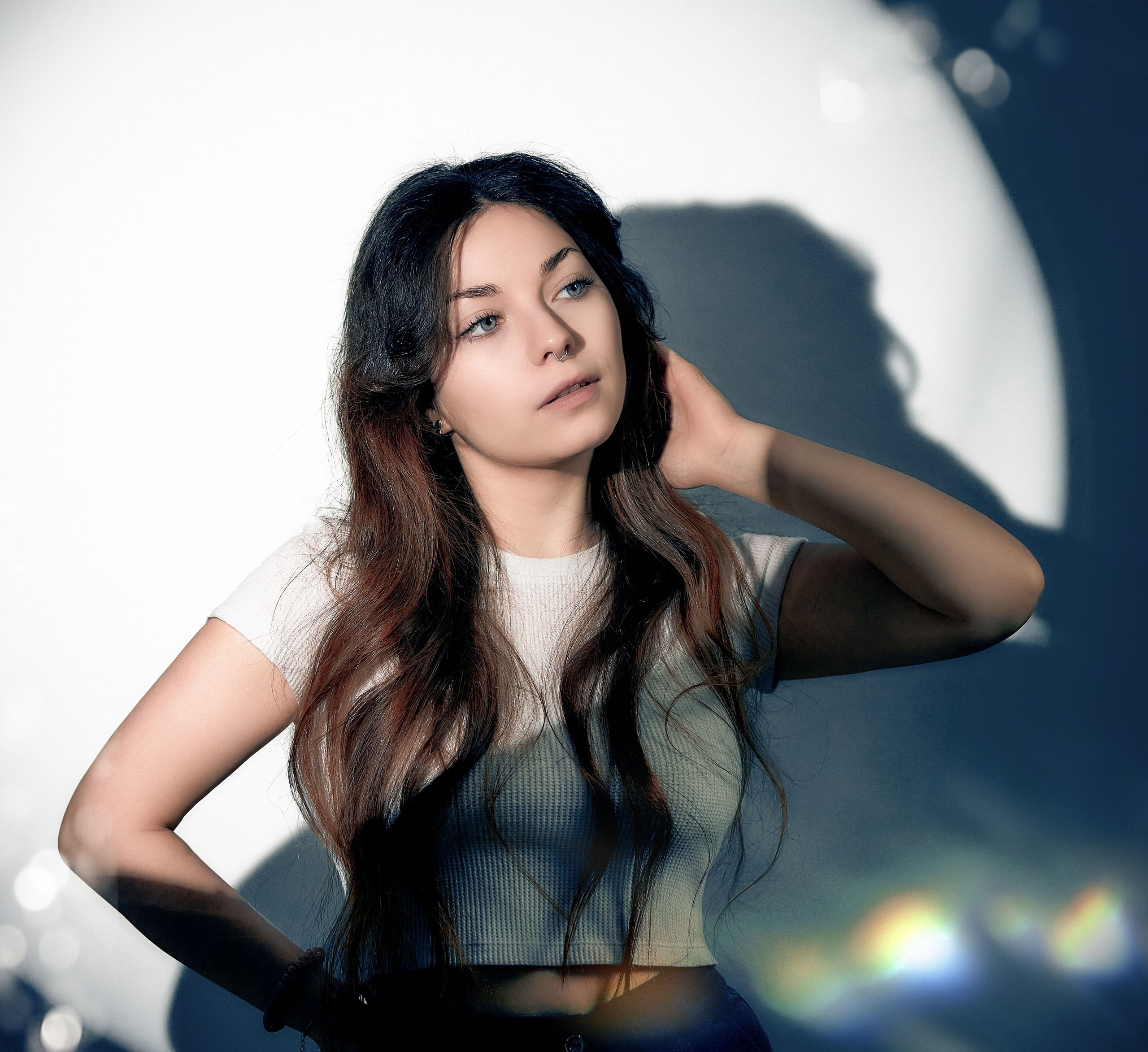 Портрет девушки в студии