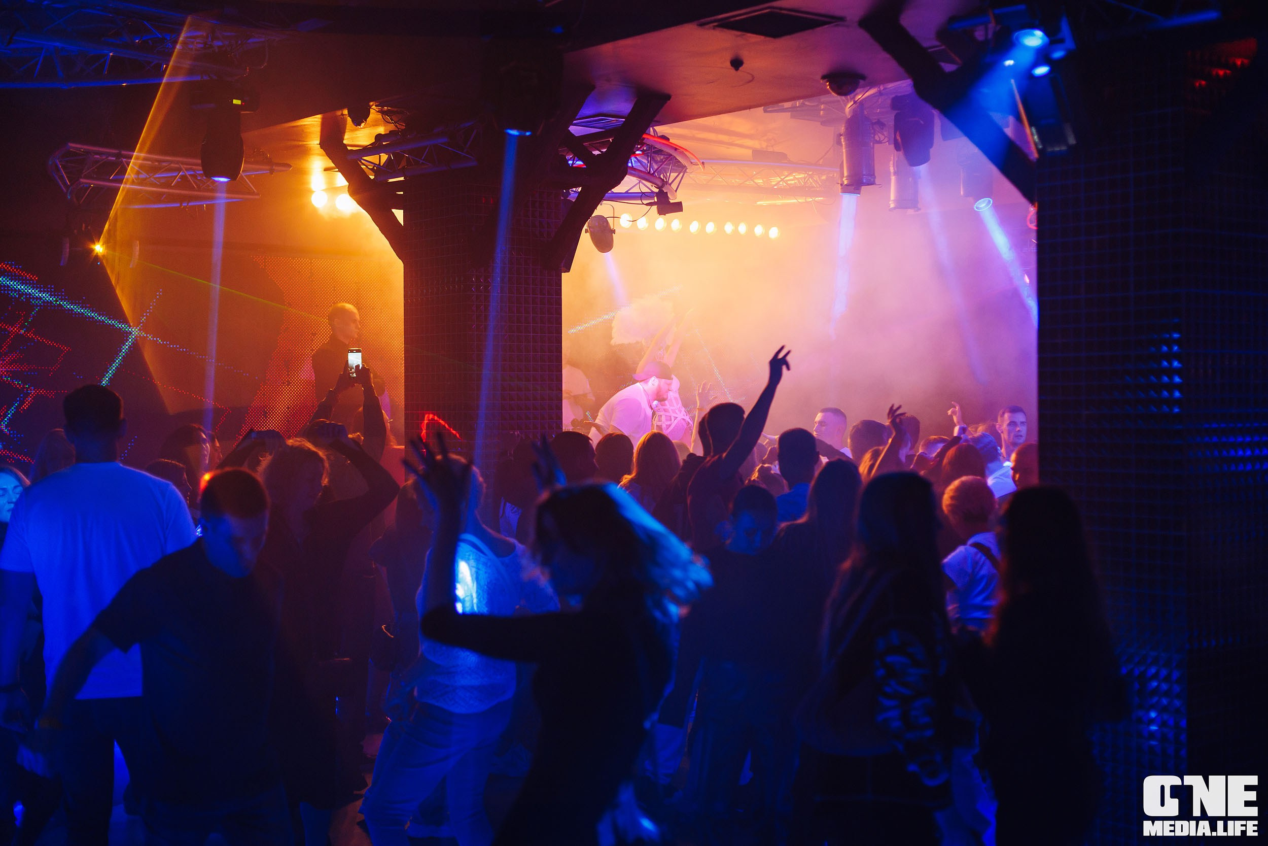 Фоторепортаж из РК Планета. One Media Life: фоторепортажи, фотоотчеты с мероприятий и заведений