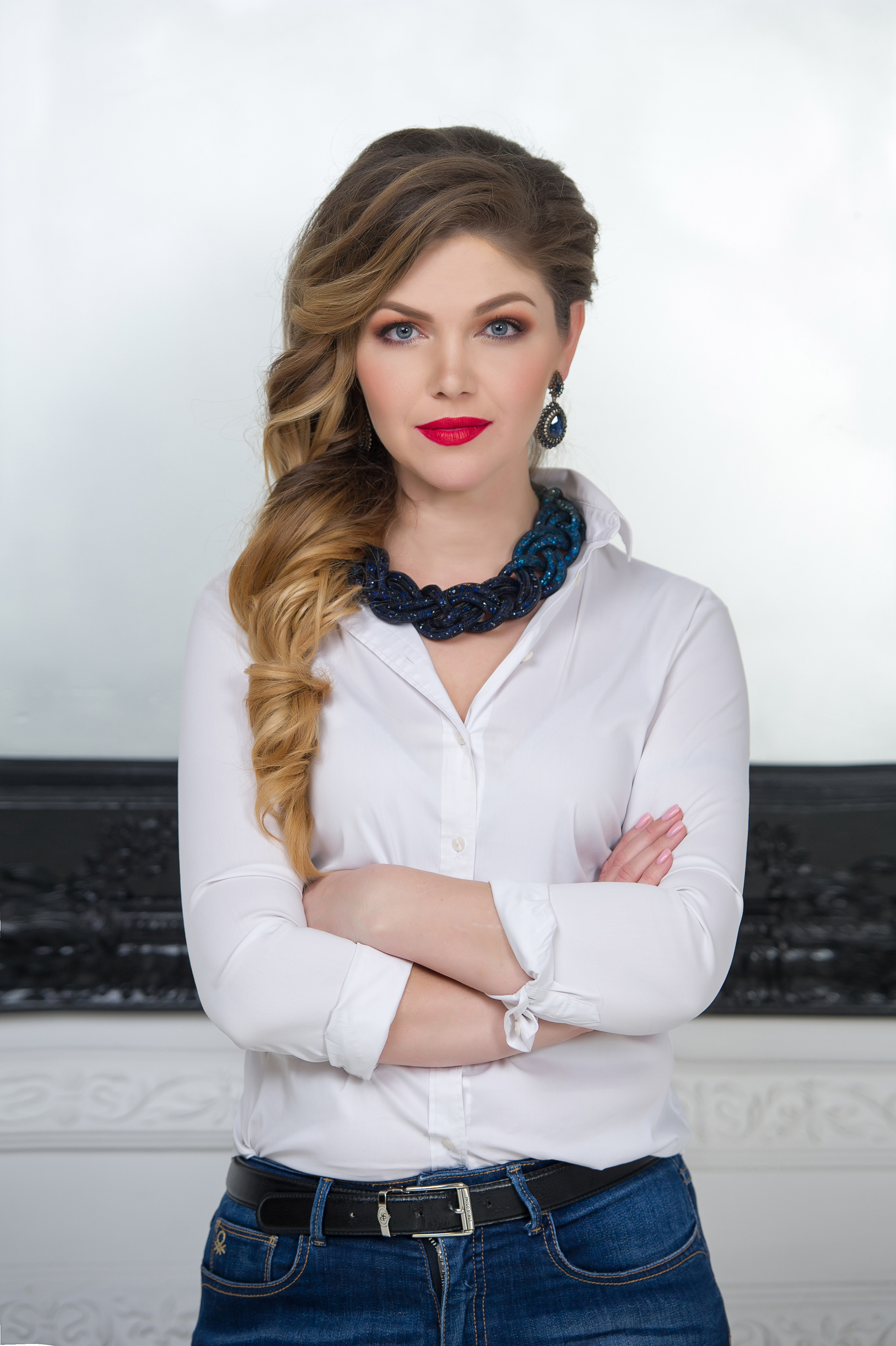 Портретная фотосъемка в студии и на улице. Выпускные альбомы. Частные съемки