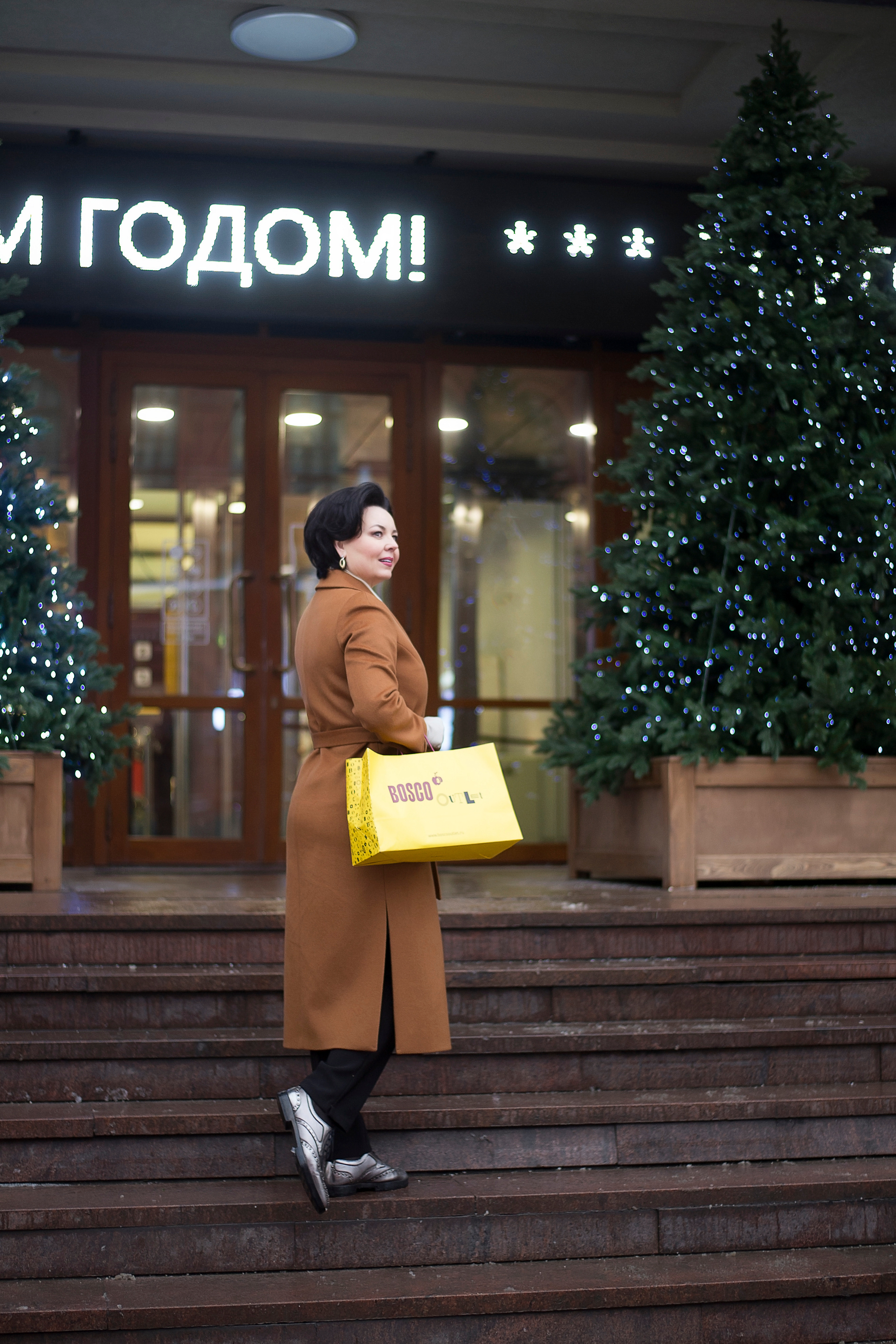 Портретная фотосъемка в студии и на улице. Выпускные альбомы. Частные съемки