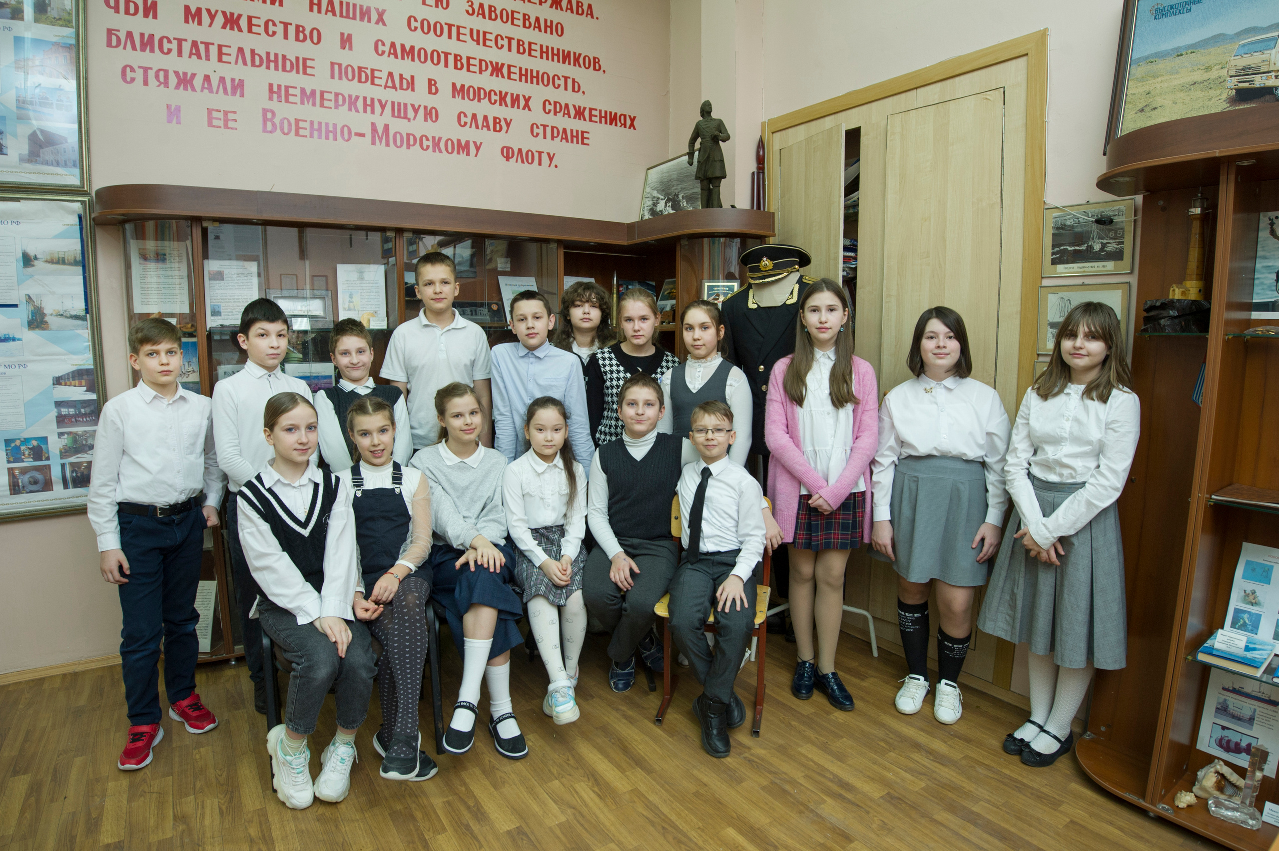 Москва, школа № 113 4Е класс. Фотосъемка для выпускных альбомов. Выпускные альбомы. Частные съемки