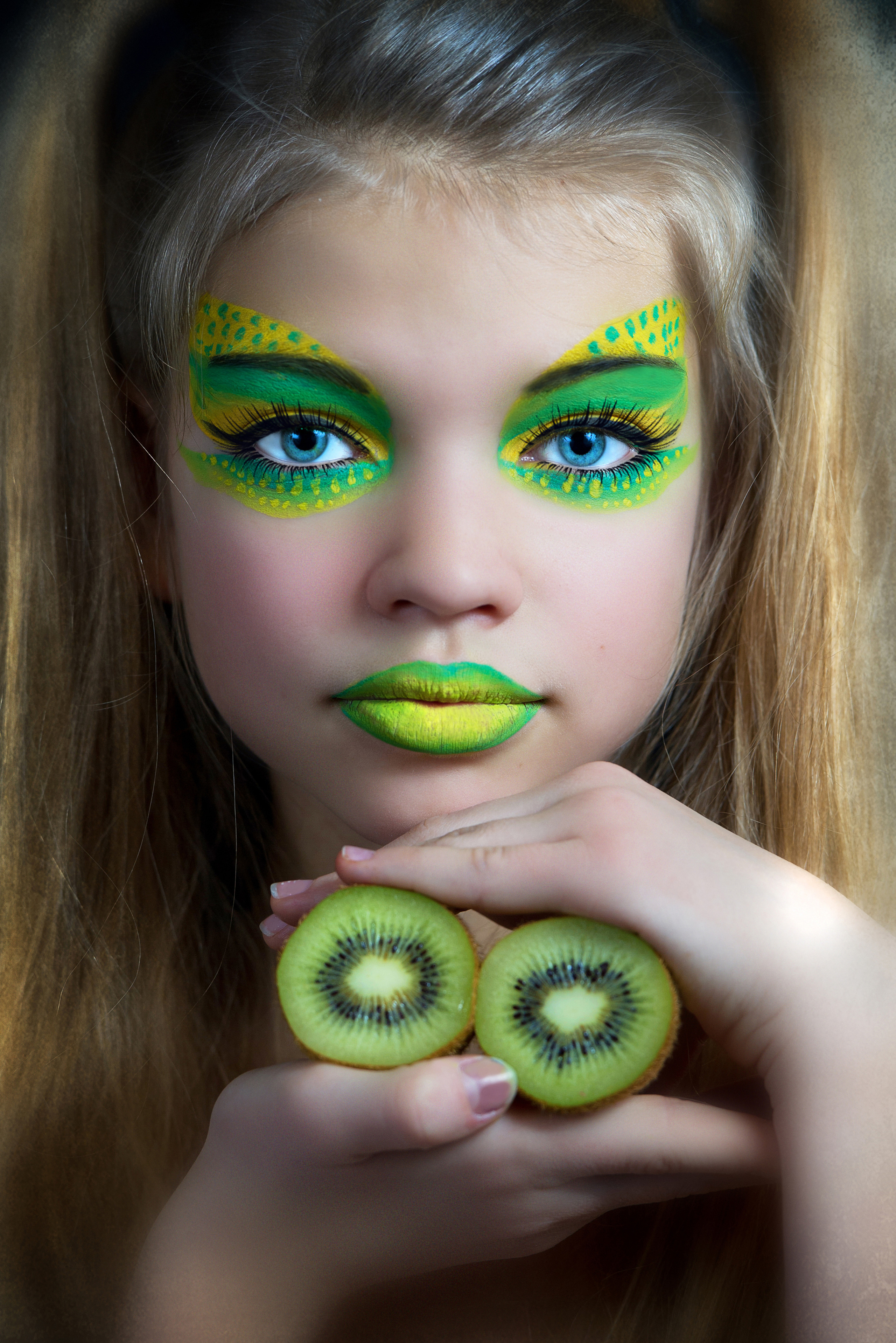 Детский и семейный фотограф в Москве. Выпускные альбомы. Частные съемки