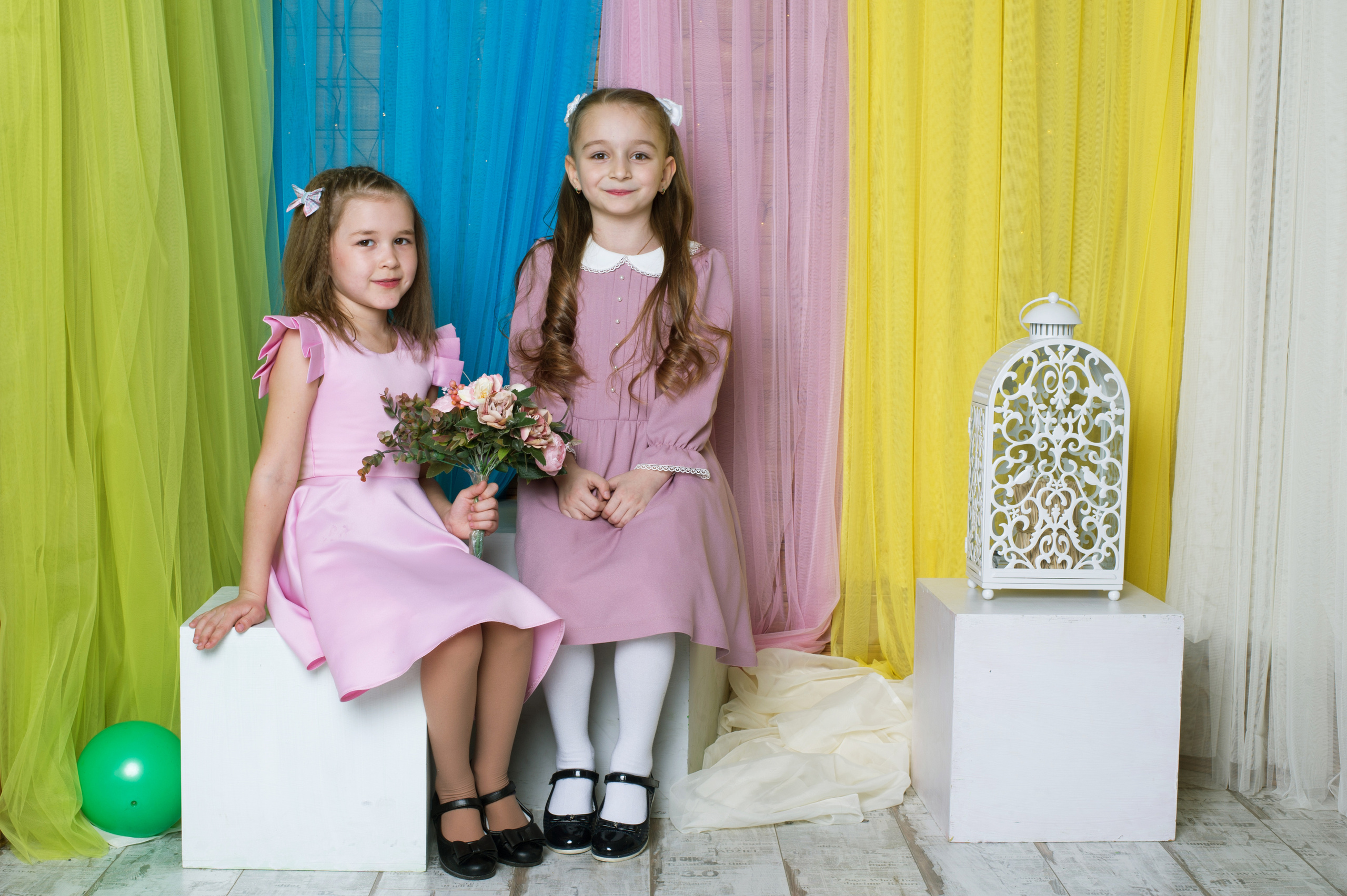 Детский и семейный фотограф в Москве. Выпускные альбомы. Частные съемки