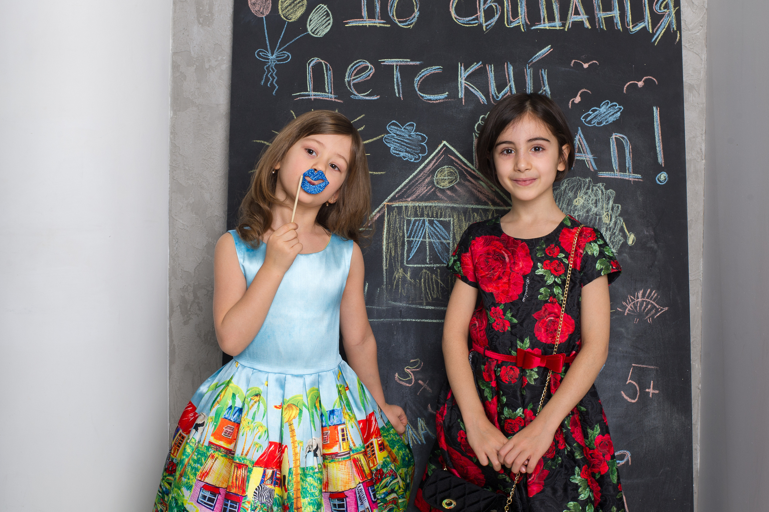 Фотосессия в студии в Москве: семейная, портретная, детская. Выпускные альбомы. Частные съемки