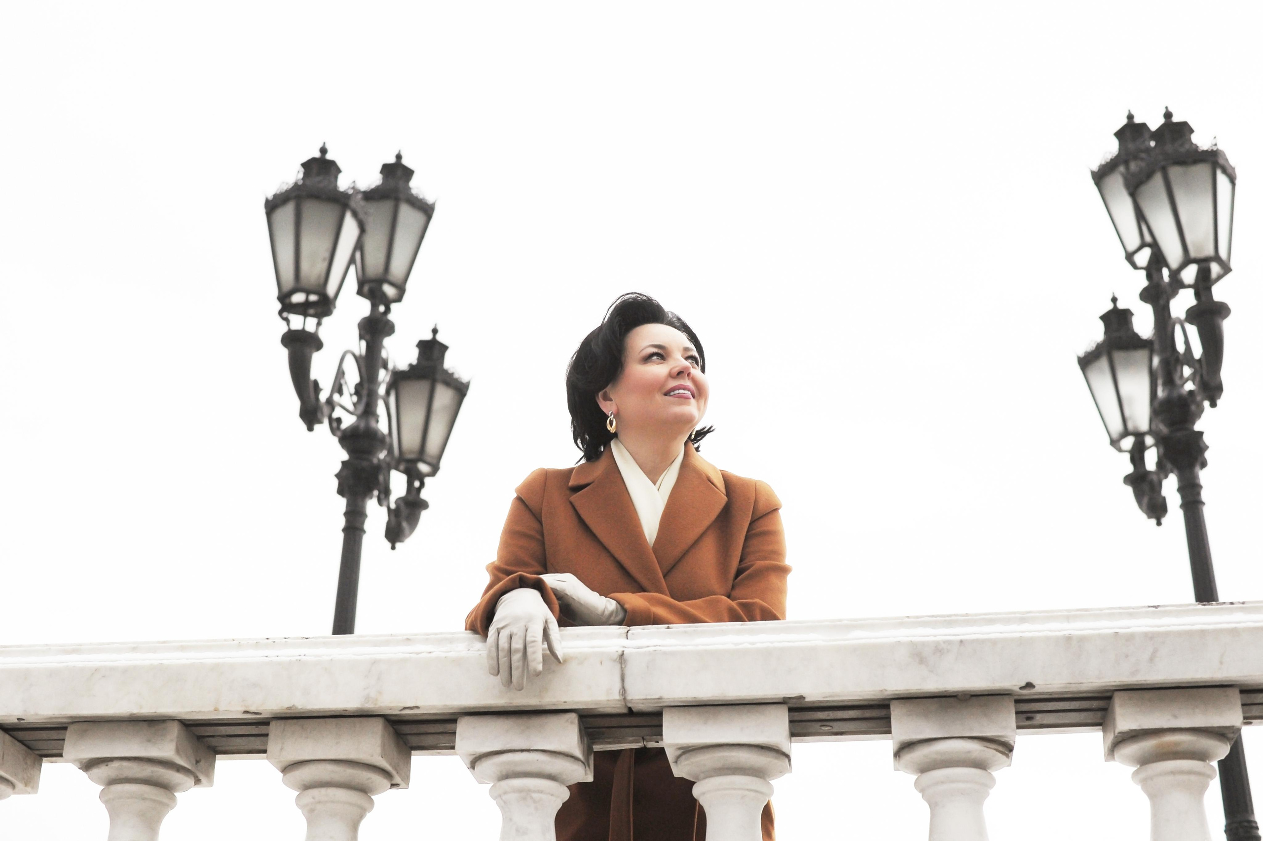 Портретная фотосъемка в студии и на улице. Выпускные альбомы. Частные съемки