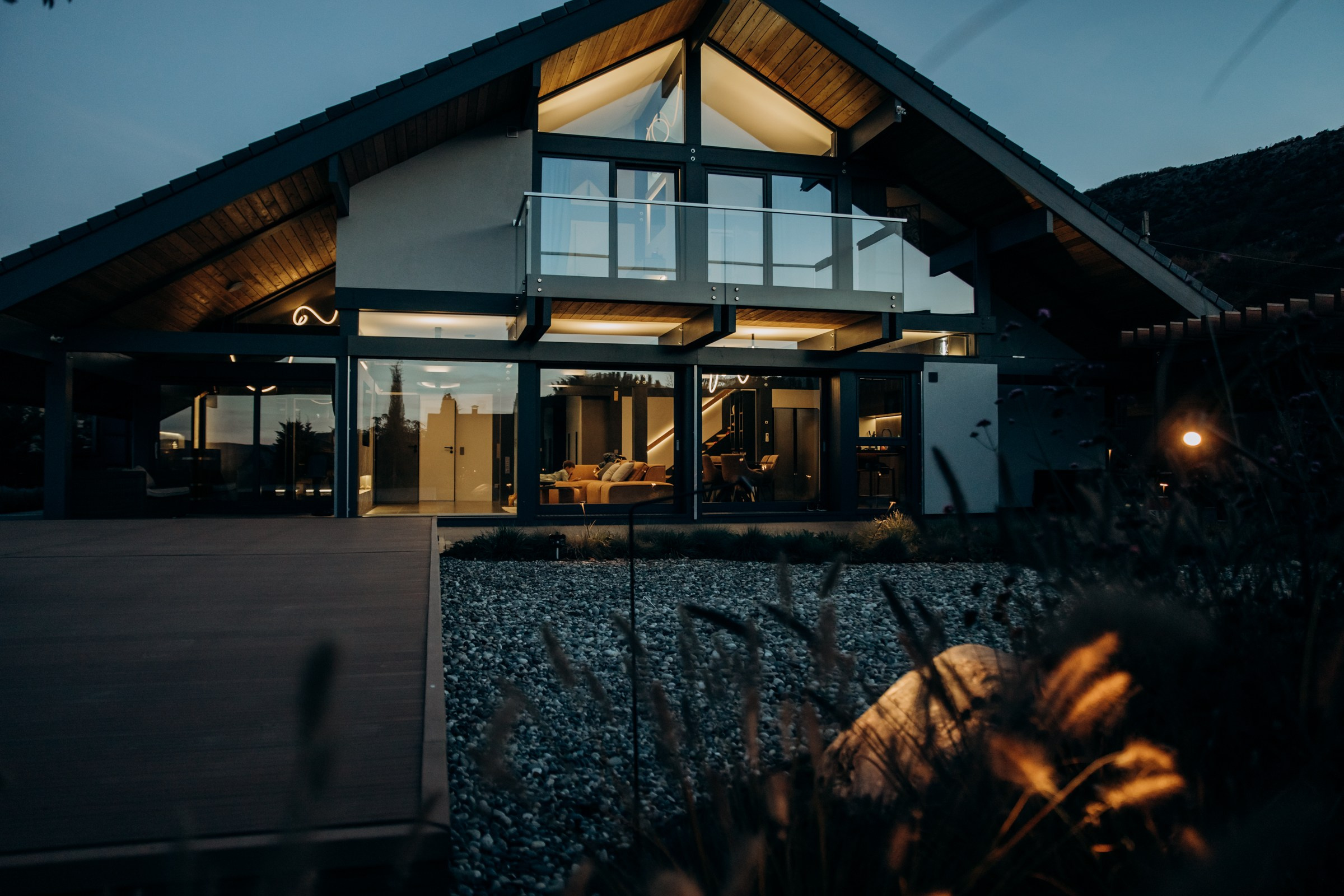 Съёмка для компании INTEQ HAUS из Москвы. Фотограф в Крыму — Федор зайцев. Свадебная, семейная и портретная съёмка. Фотографии для контента, для бизнеса. Корпоративная съёмка