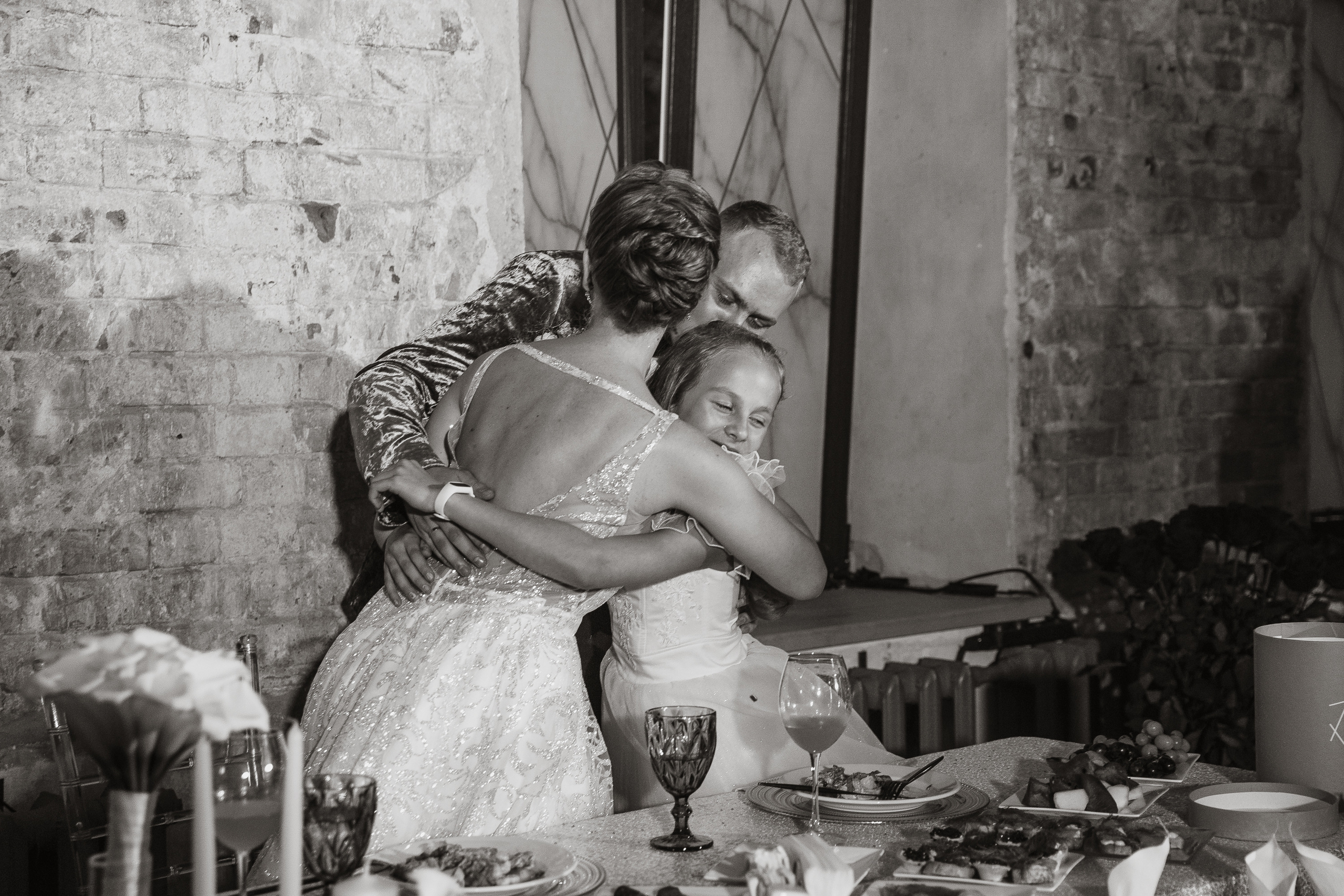 Большая вечеринка в старинной галерее. Свадебный и портретный фотограф в Нижнем Новгороде и Нижегородской обл