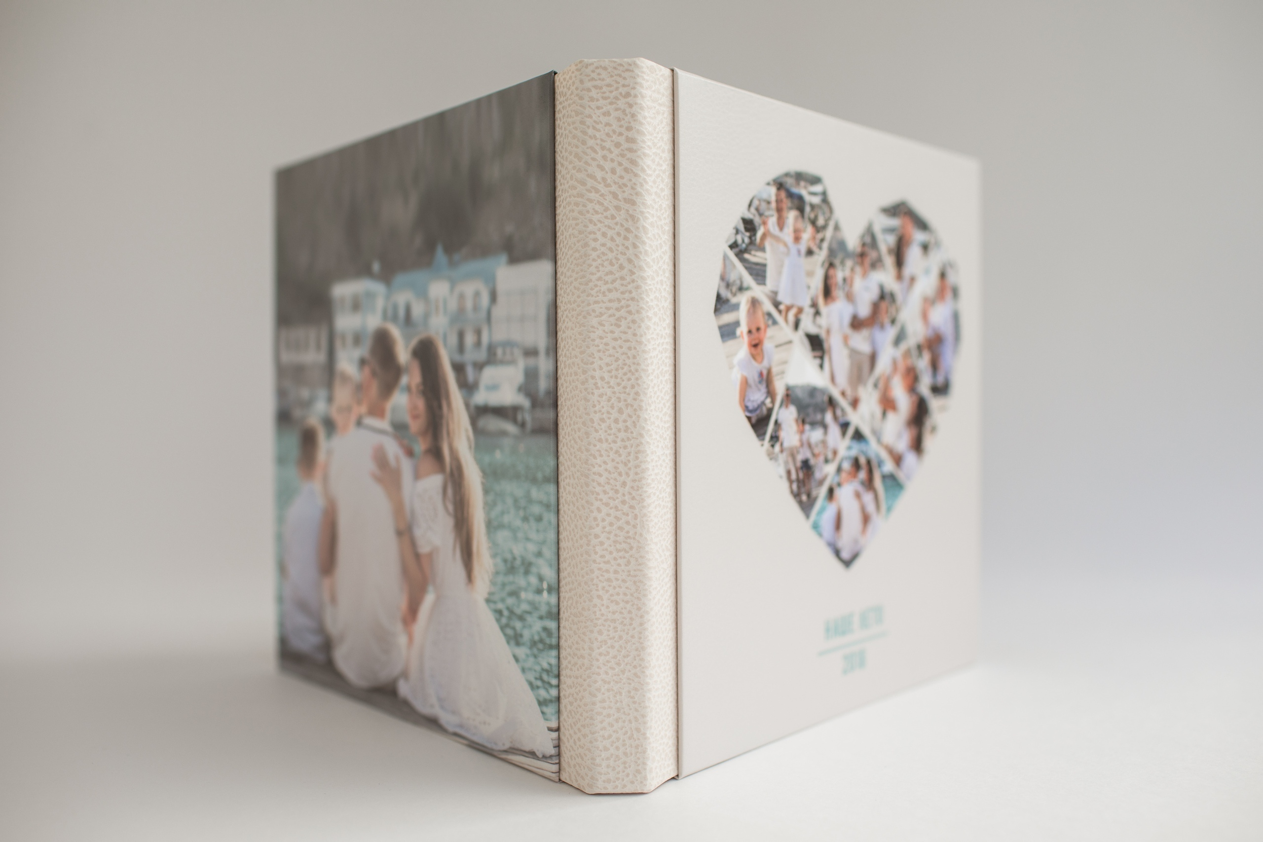 Альбом с примерами свадебных книг. Свадебный фотограф в Санкт-Петербурге Волощук Евгений