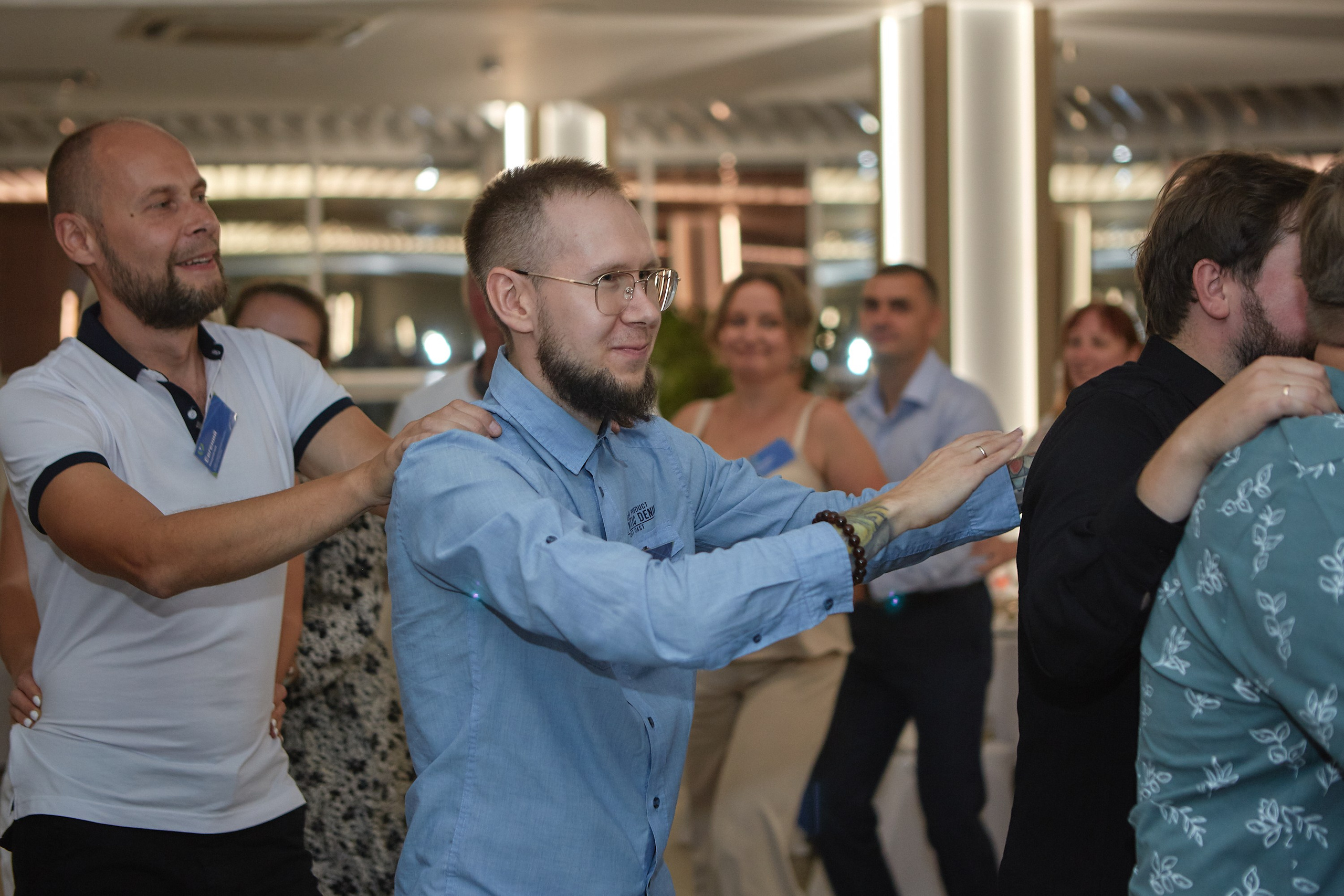 Репортажный фотограф для фотосъемки форумов конференций корпоративных мероприятий в Сочи. Фотограф Юрий Никитюк — Сочи |Адлер|Красная Поляна