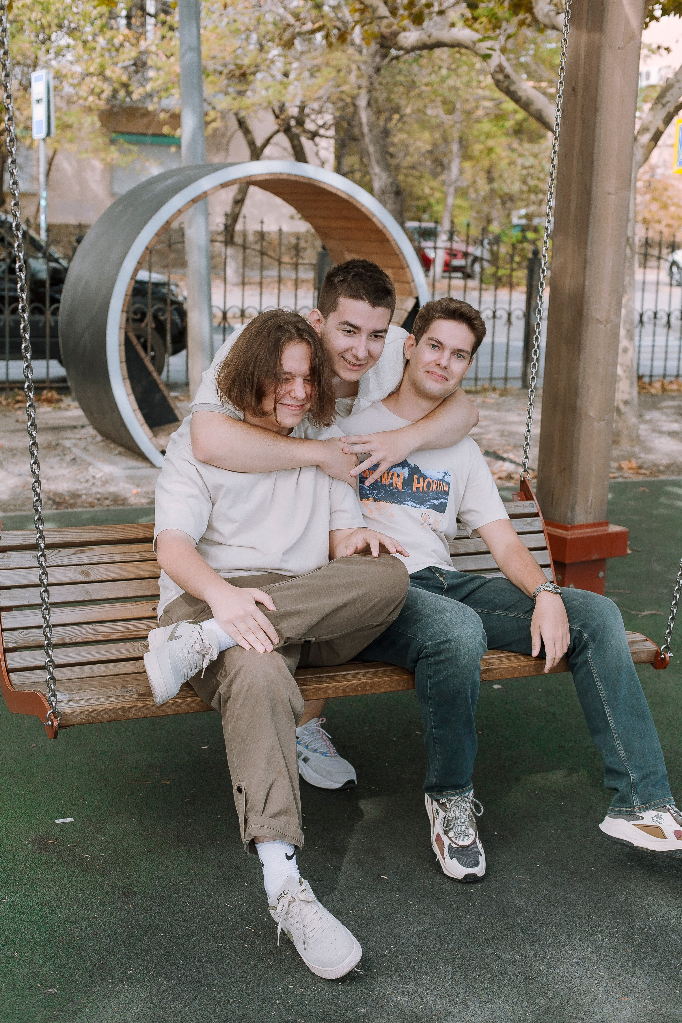 Аллея Черняховского- старшая школа. Выпускные альбомы Натальи Бутко: Новороссийск, Анапа, Геленджик