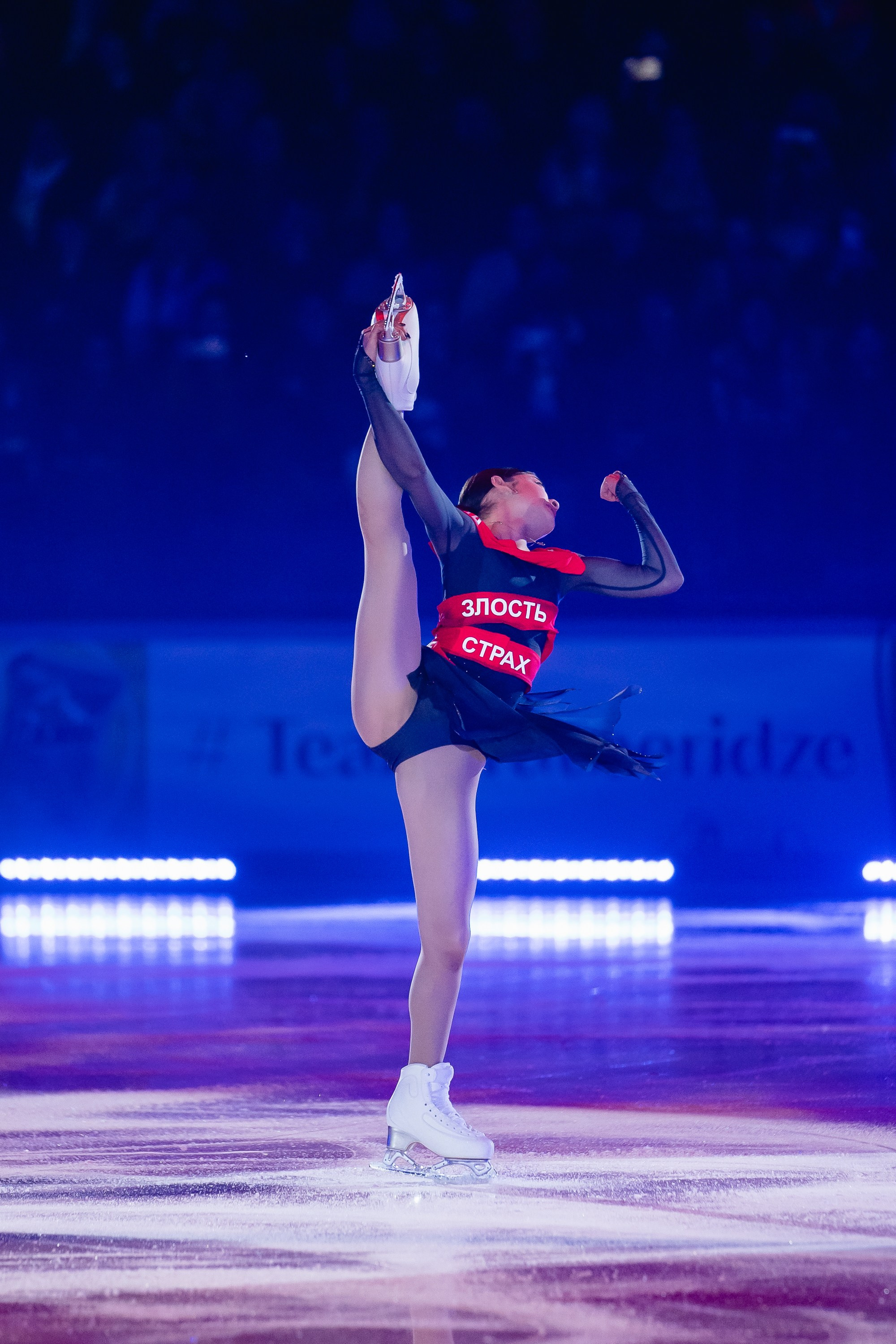 Шоу «Чемпионы на льду» в Новосибирске. Воробьева Ксения — Спортивный и танцевальный фотограф Новосибирск