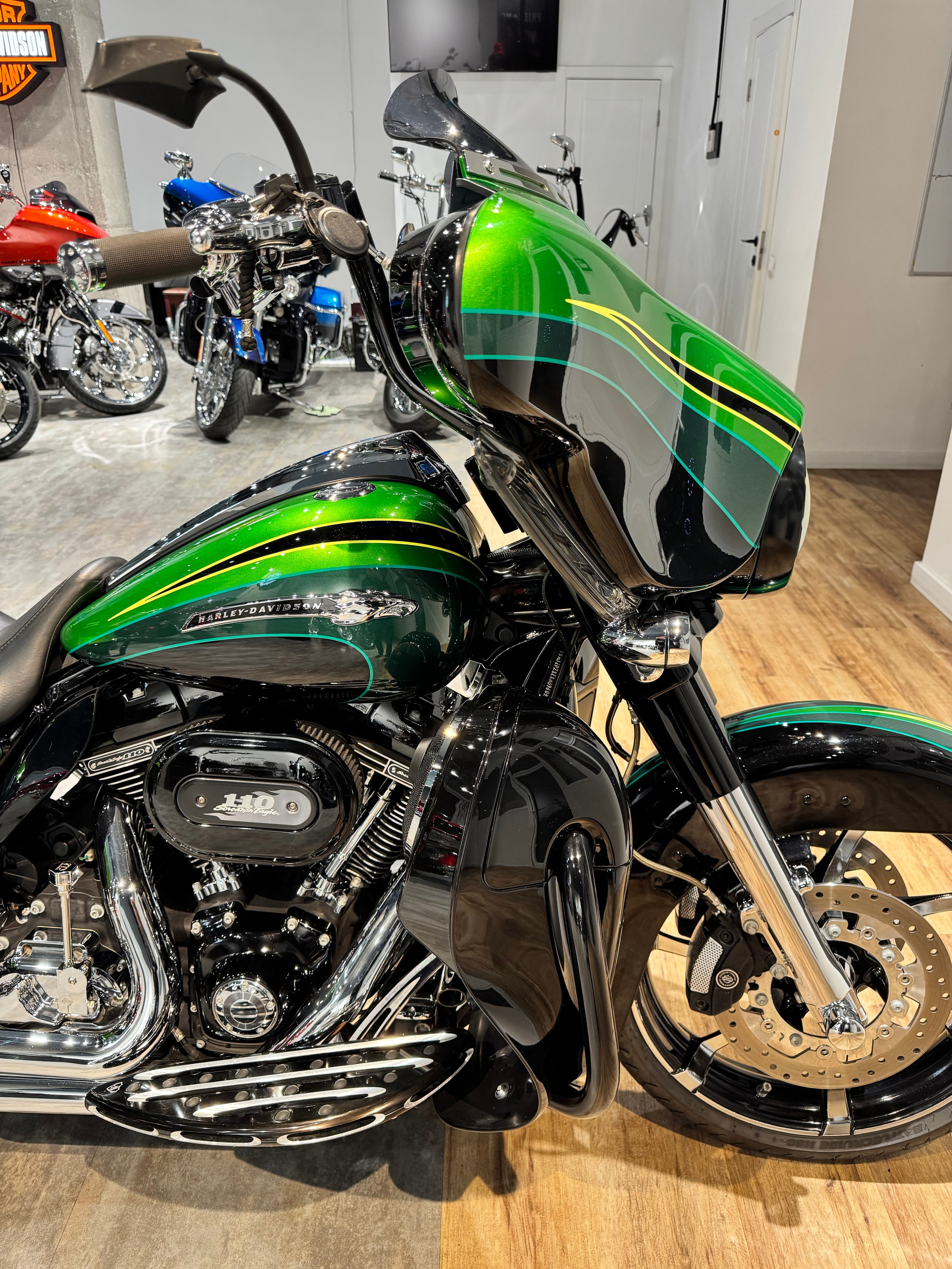 Harley Davidson 2009 Road King ABS — купить мотоцикл. Hello Davidson, Москва. Только хорошие мотоциклы…