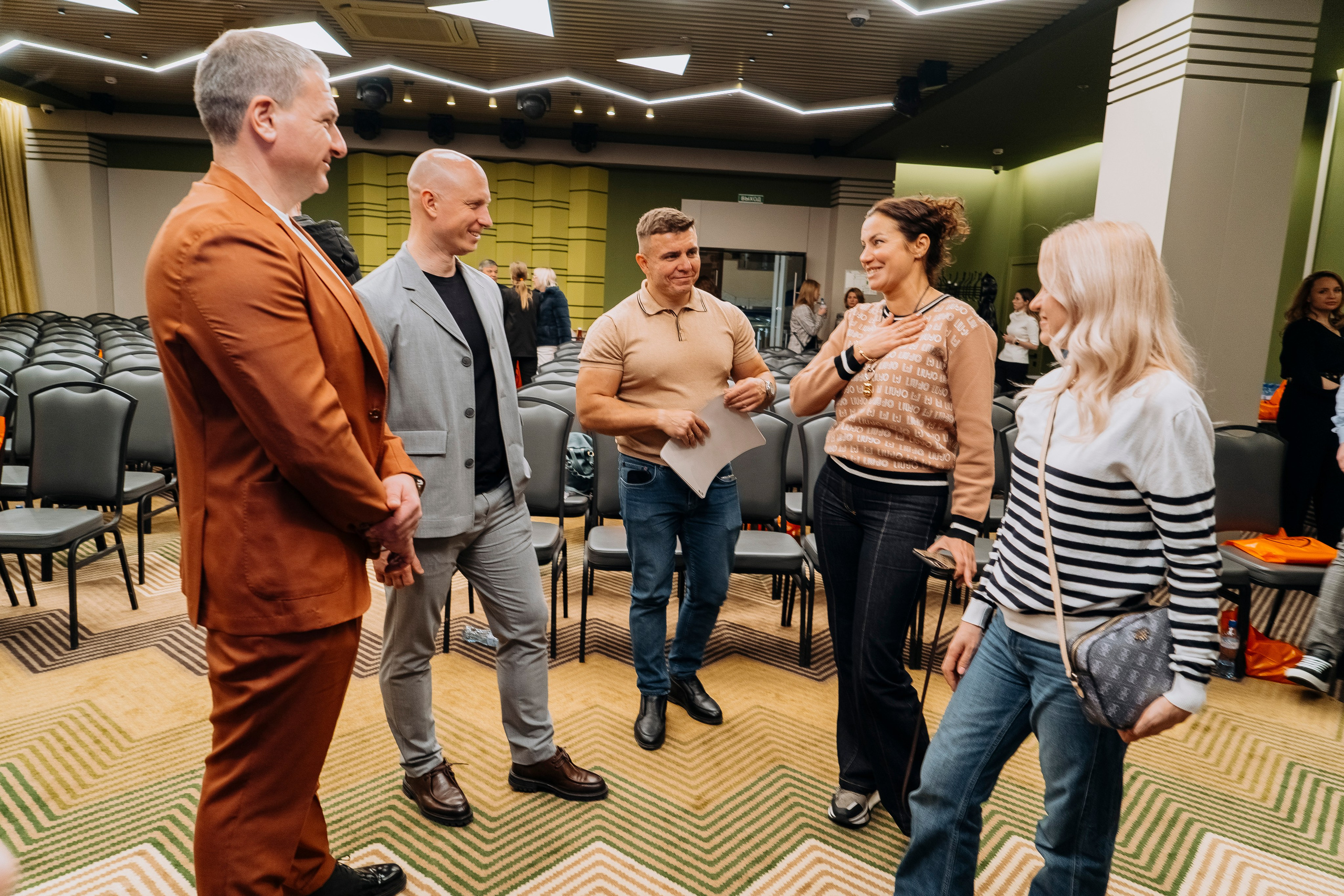 Ежегодный дилерский семинар интернет-магазин мебели. Профессиональный портретный фотограф в Москве Владимир Глаголев