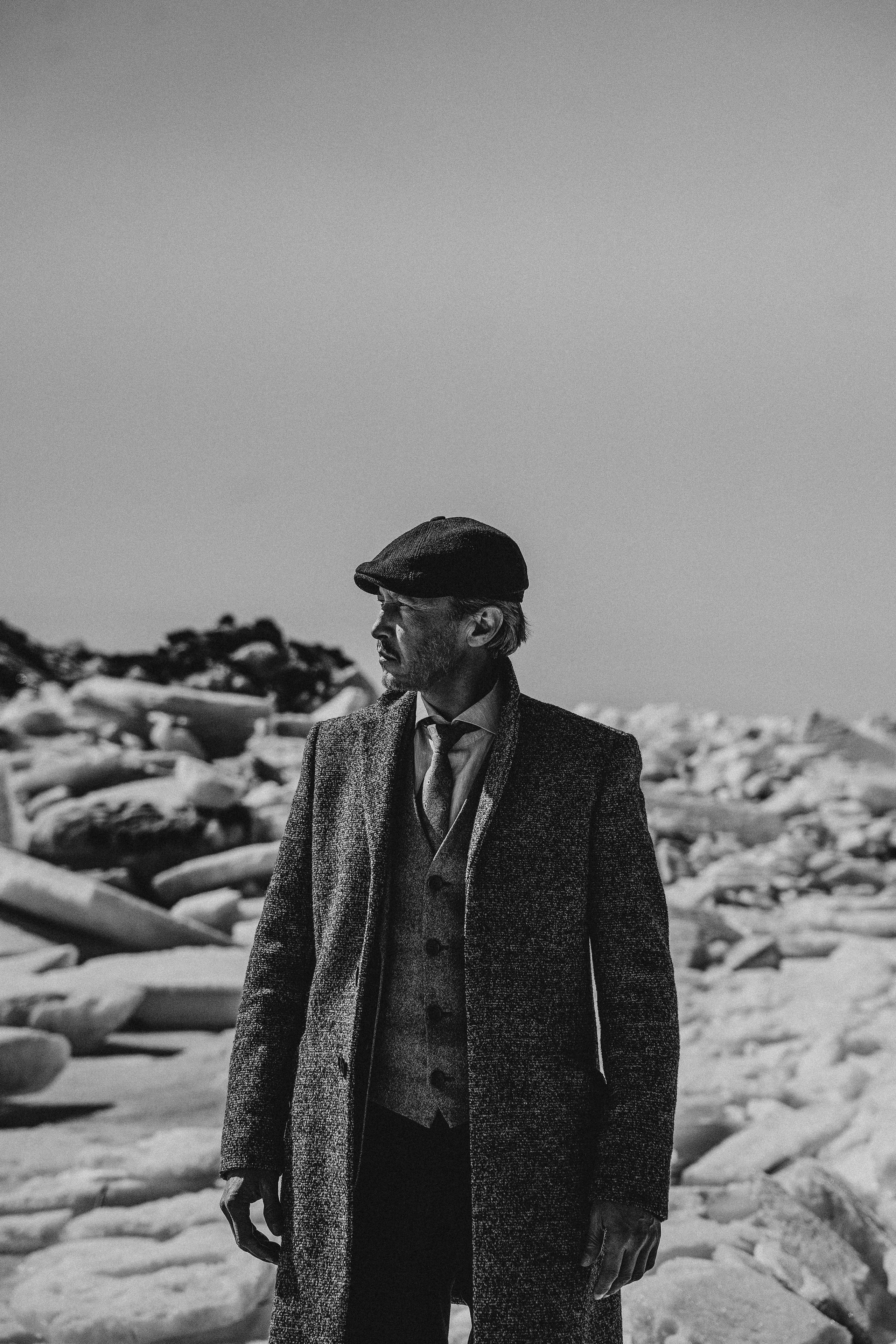 Прайс. Даниил Фреймон — первый мужской фотограф в городе Алматы