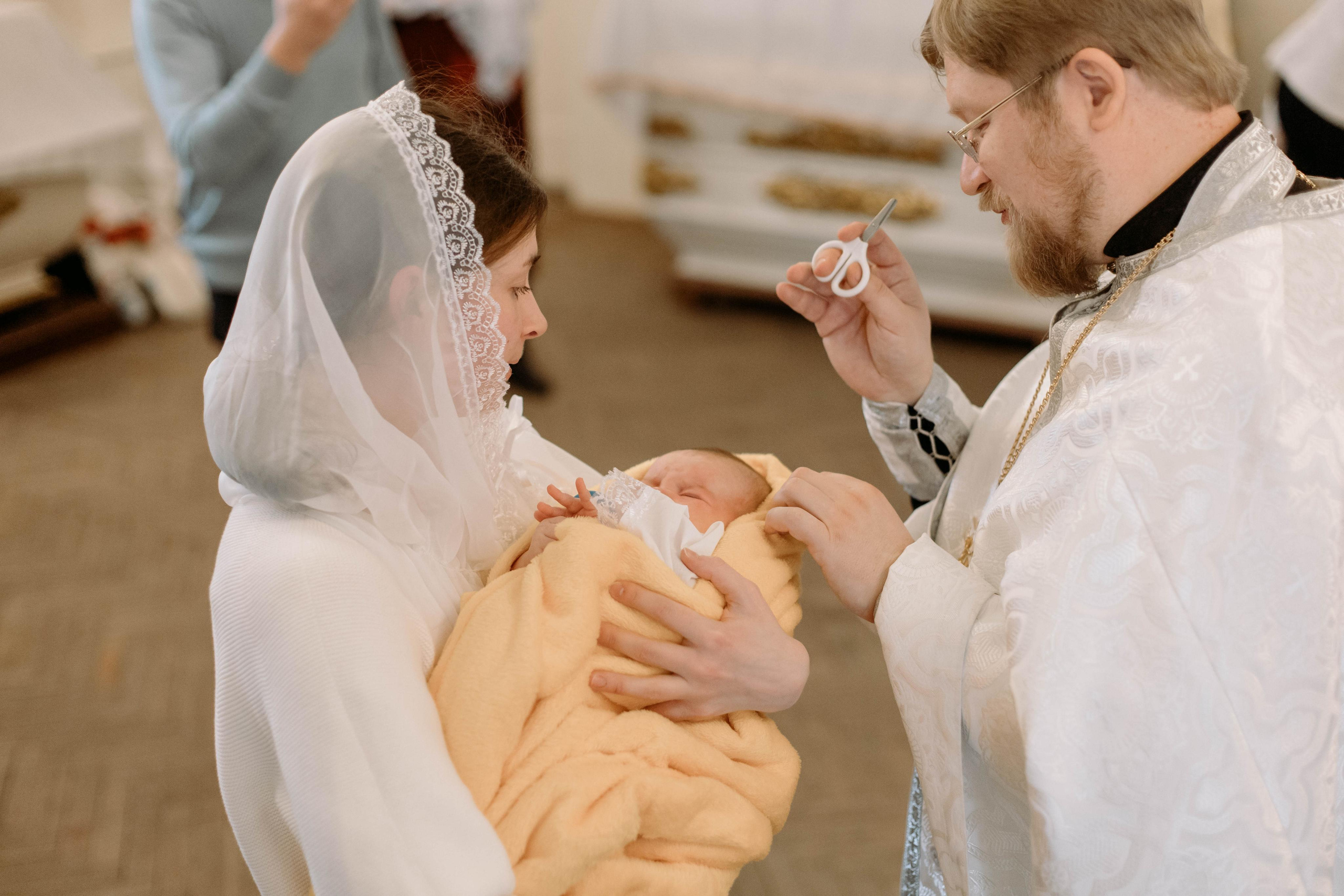 Крещение Ксении в Соборе Троицы живоначальной в Подольске, фотосессия. Фотограф Валерия Горбунова Подольск Бутово Видное Щербинка