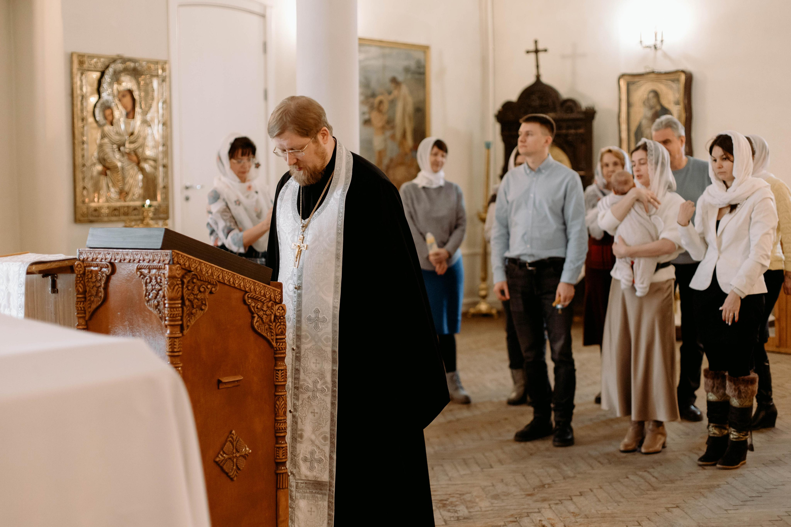 Крещение Ксении в Соборе Троицы живоначальной в Подольске, фотосессия. Фотограф Валерия Горбунова Подольск Бутово Видное Щербинка