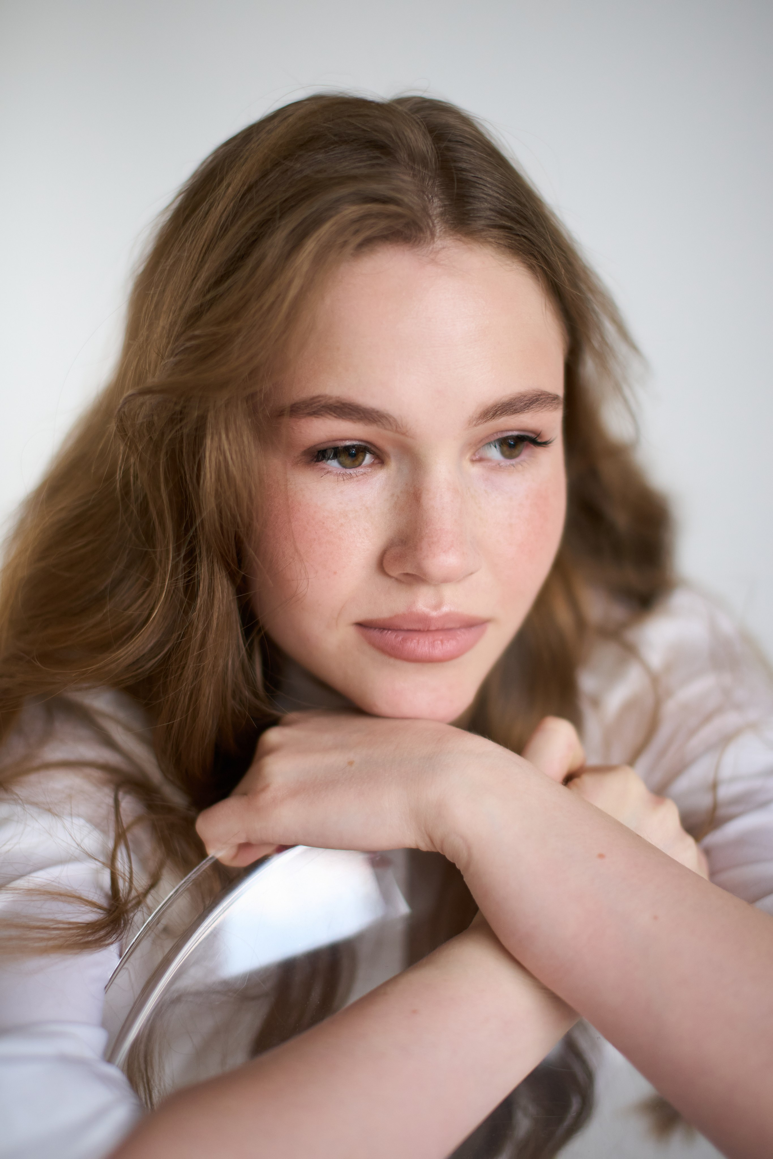 Индивидуальная женская фотосессия в фотостудии для Марины. Репортажный и женский фотограф в Новосибирске