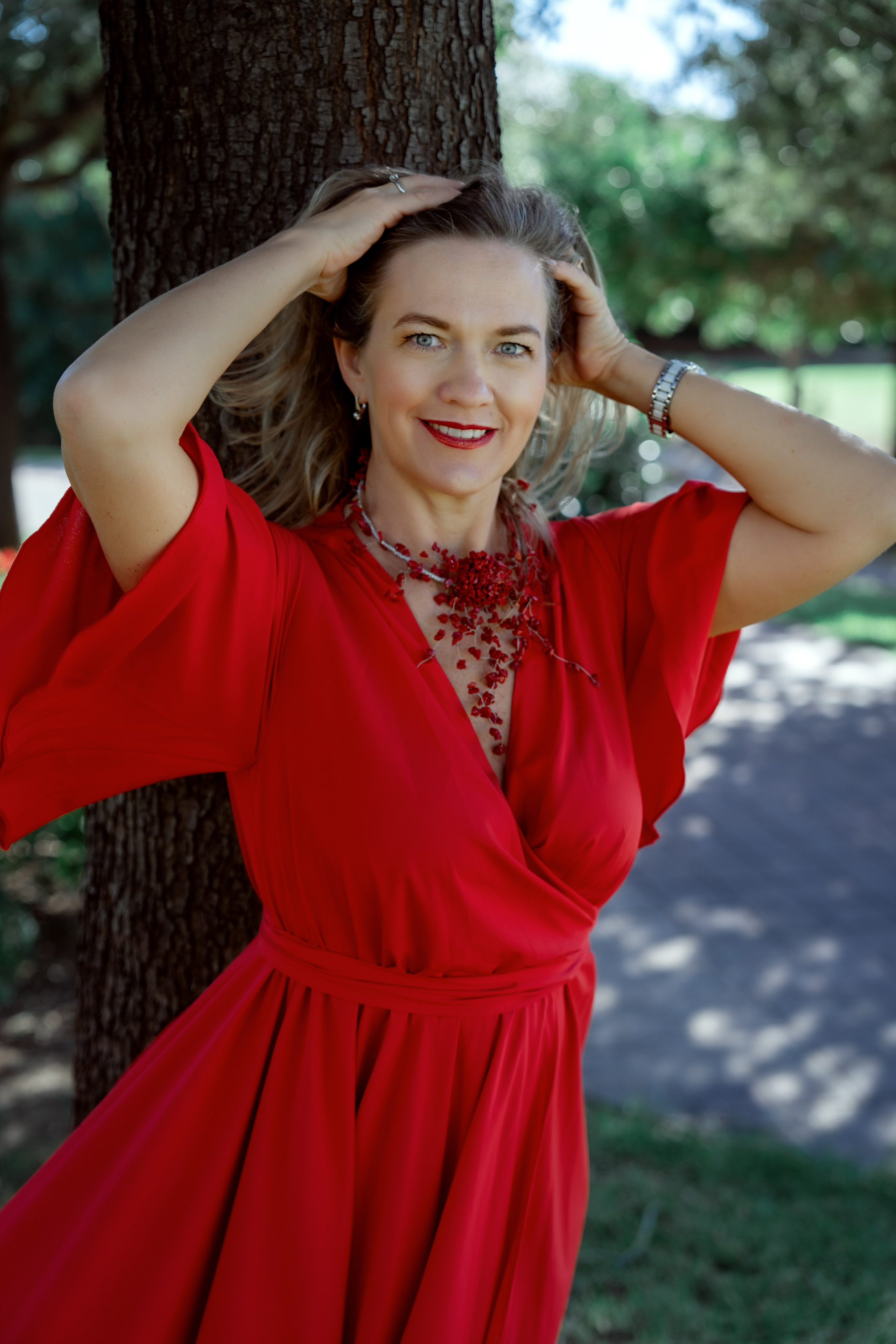 фотосессия в Валенсии дувушка в красном платье