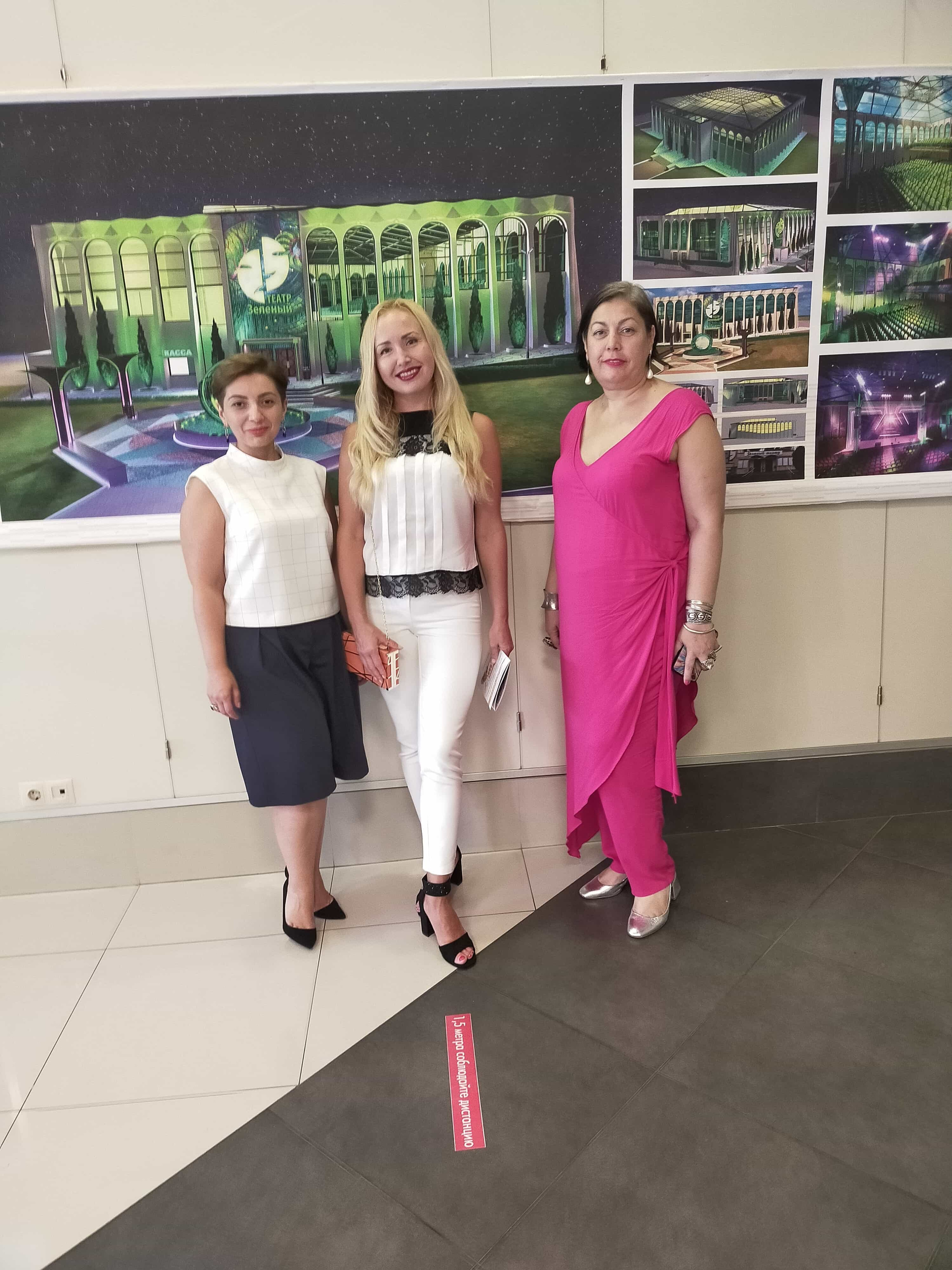 ВОКРУГ ЦВЕТА. Свет акварели Галины Поплавской