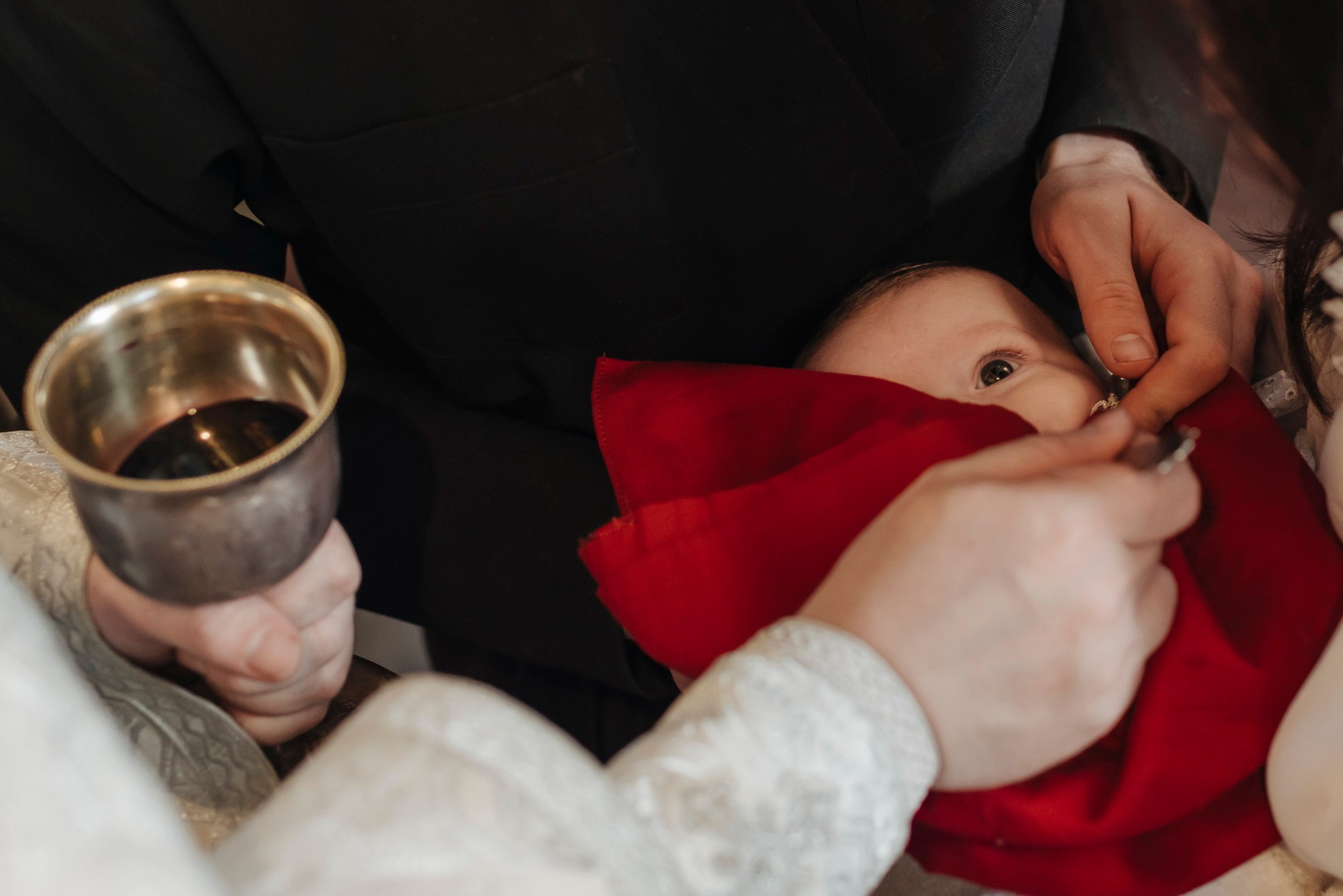 Индивидуальное крещение Спасо Преображенский собор СПб. Фотограф крещение венчание в Петербурге! Помогает подобрать храм и посоветовал душевного батюшку в СПб