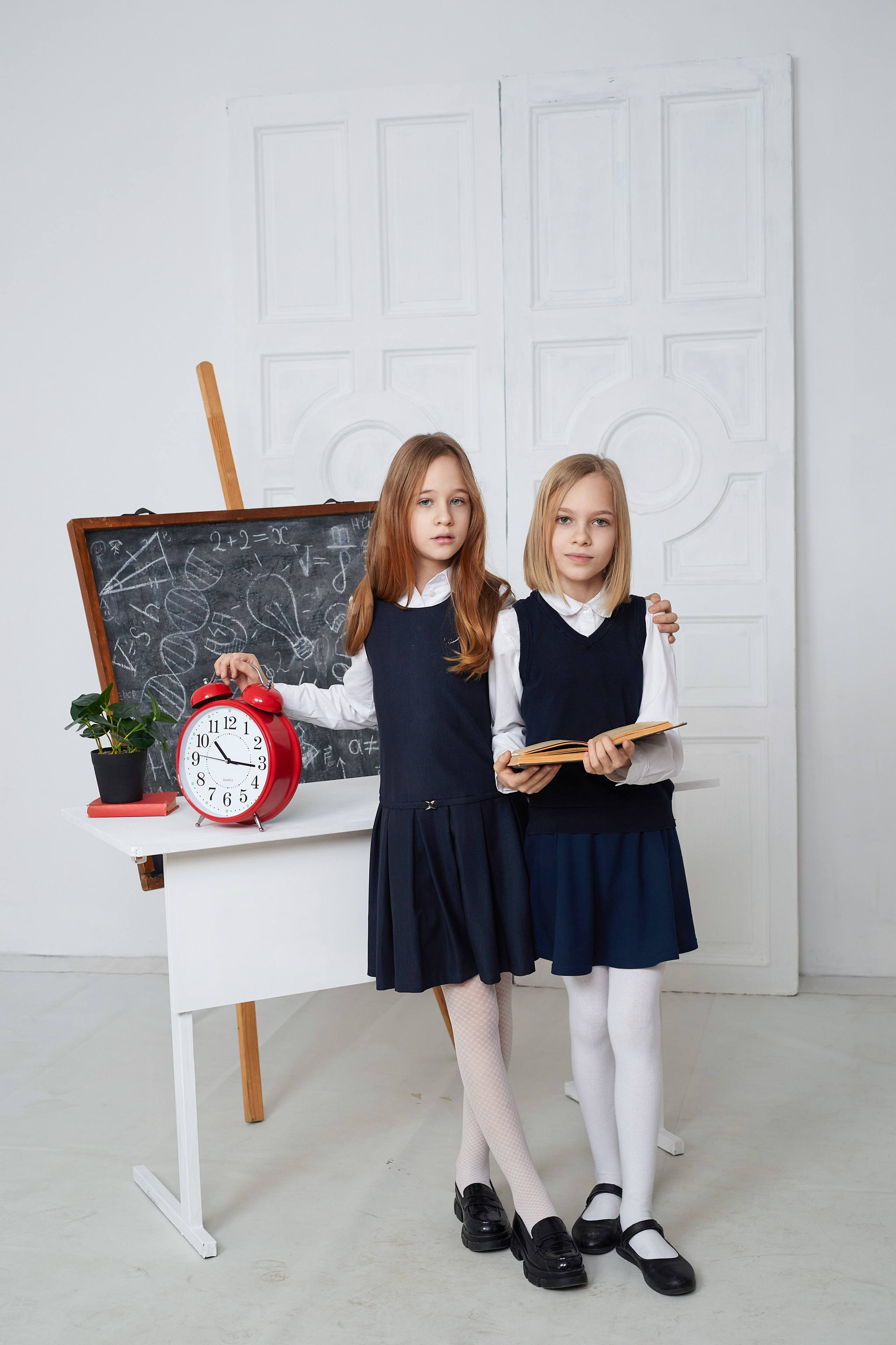 Выпускной альбом «История» студийный. Выпускные альбомы в Тюмени для школ, садов, вузов спортивных секций