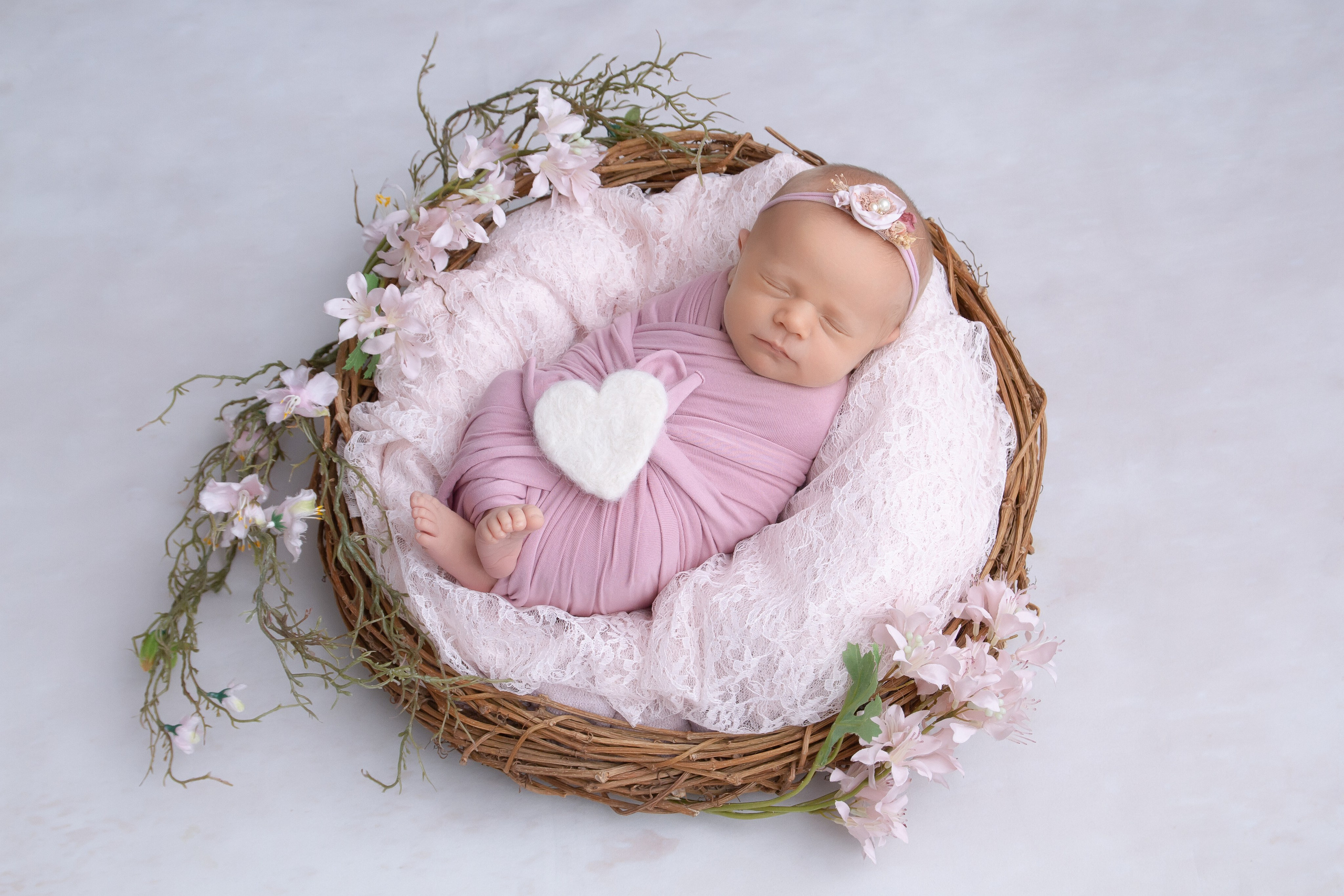 Самая первая фотосессия малыша! Профессиональная съемка новорожденных Newborn в Москве и МО!