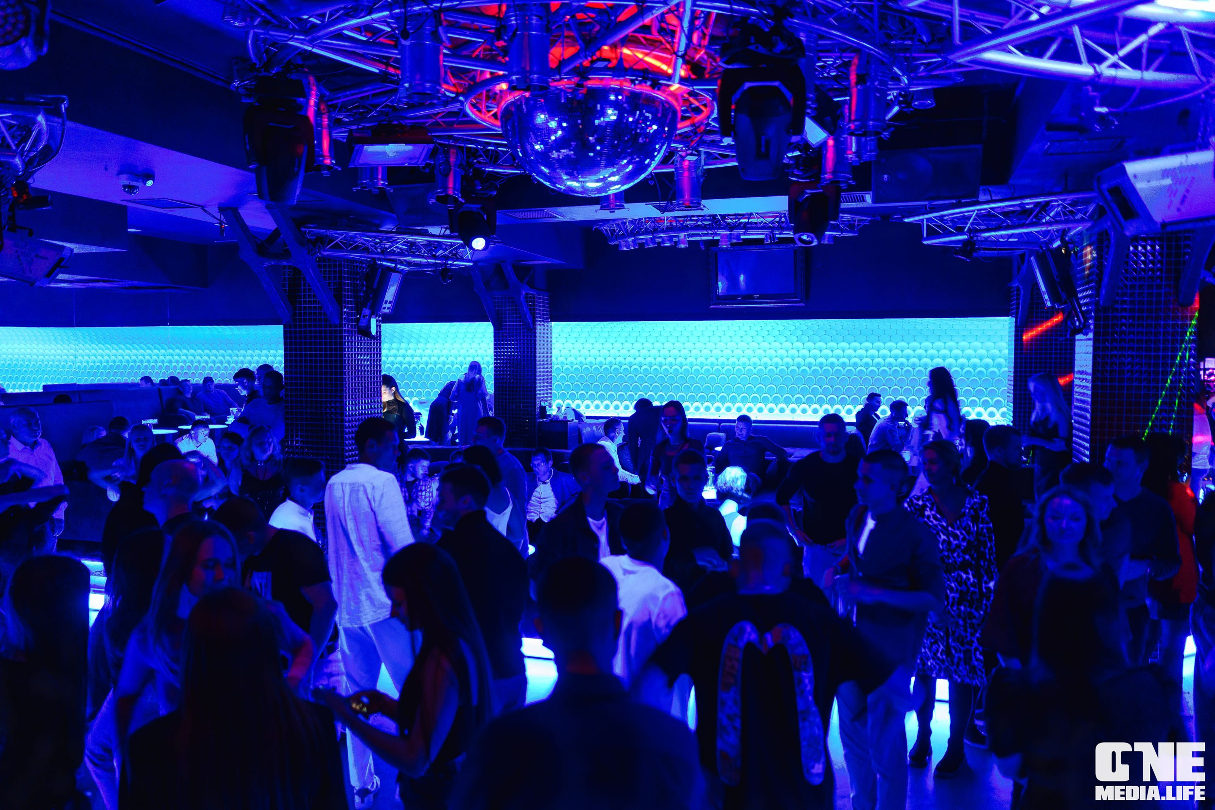 Фоторепортаж из РК Планета. One Media Life: фоторепортажи, фотоотчеты с мероприятий и заведений