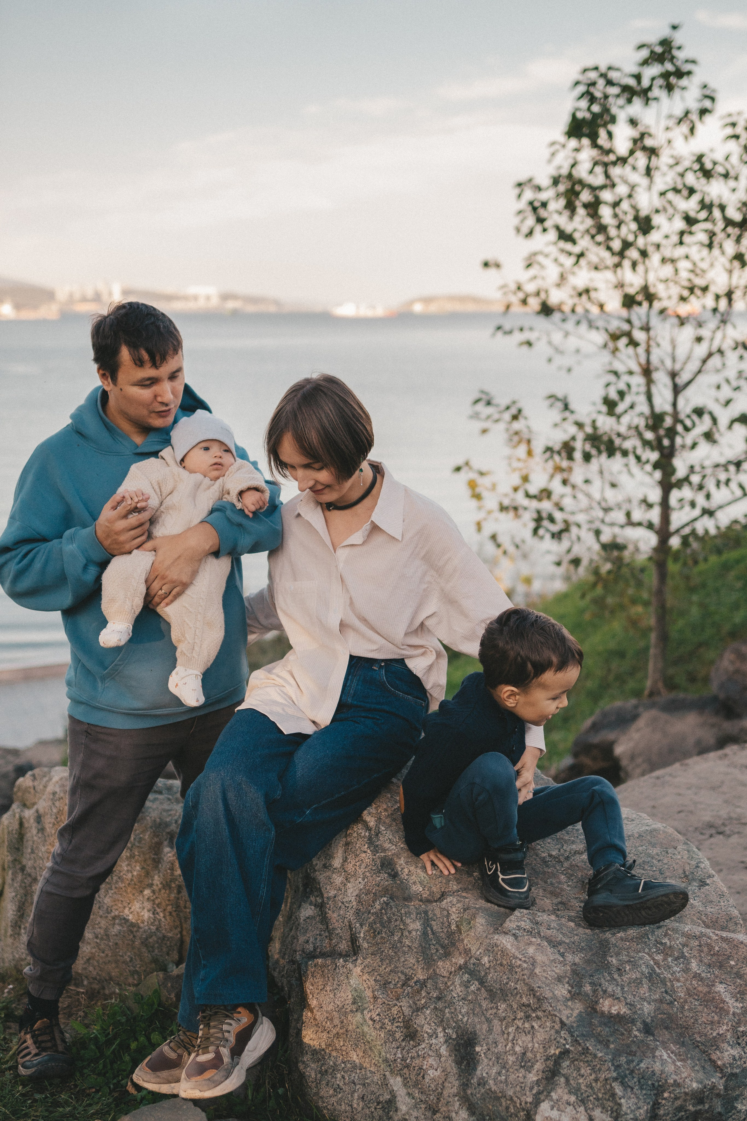 Семейная фотосессия на Русском острове, кампус ДВФУ. Портретный и семейный фотограф во Владивостоке Светлана Мухильченко