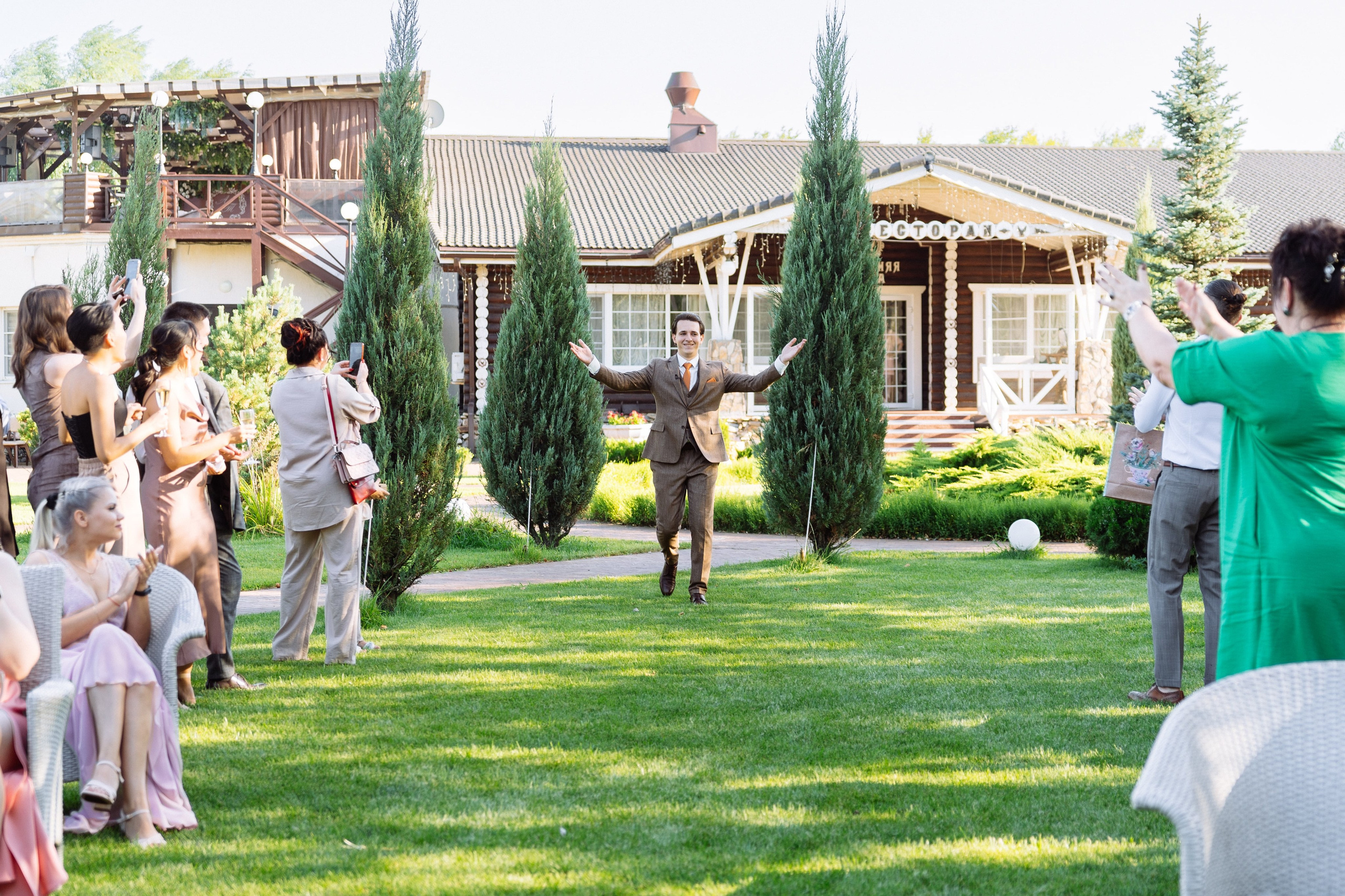 Свадьба Олега и Виктории в клубе «Ближняя дача»