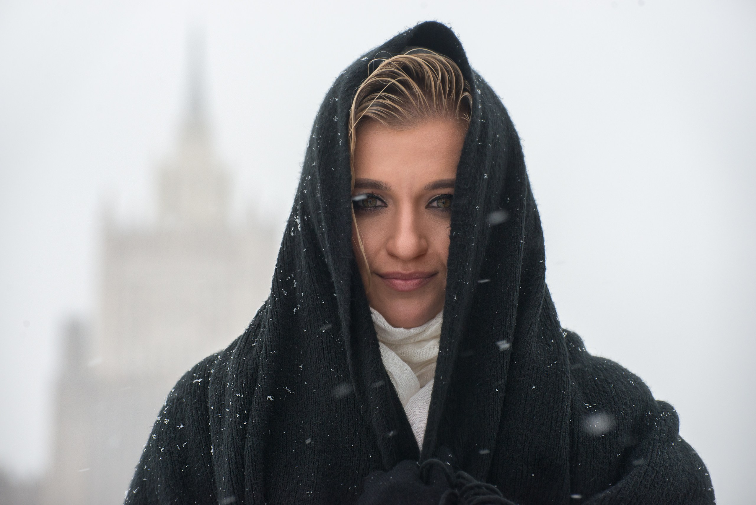 Зимняя фотосессия на крыше в Москве. Портретный фотограф в Москве Алексей Михайлов