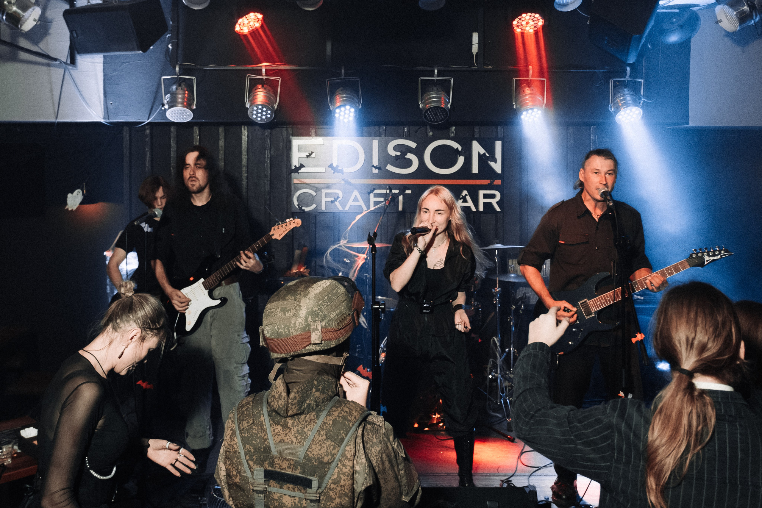 Rock Halloween 31 октября в Edison Bar. Фотограф в Иркутске Анна Мирошникова