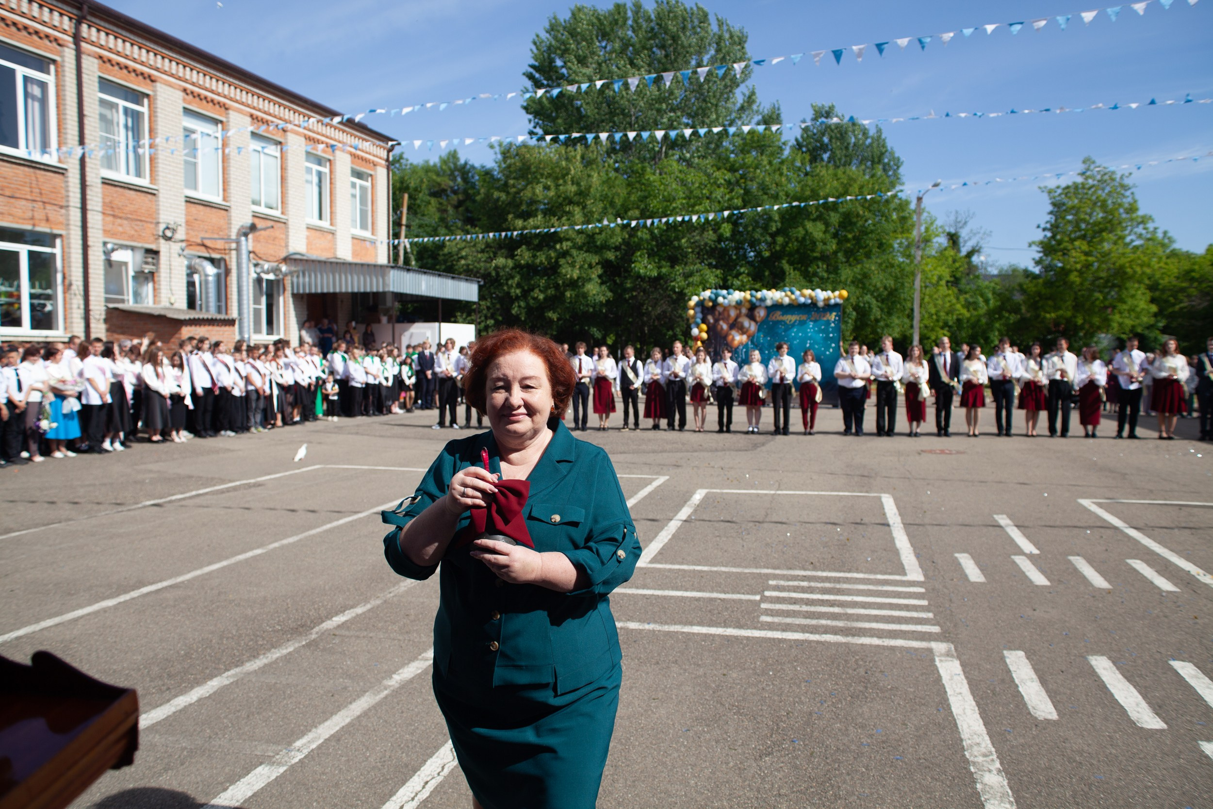 Последний звонок в Десяточке