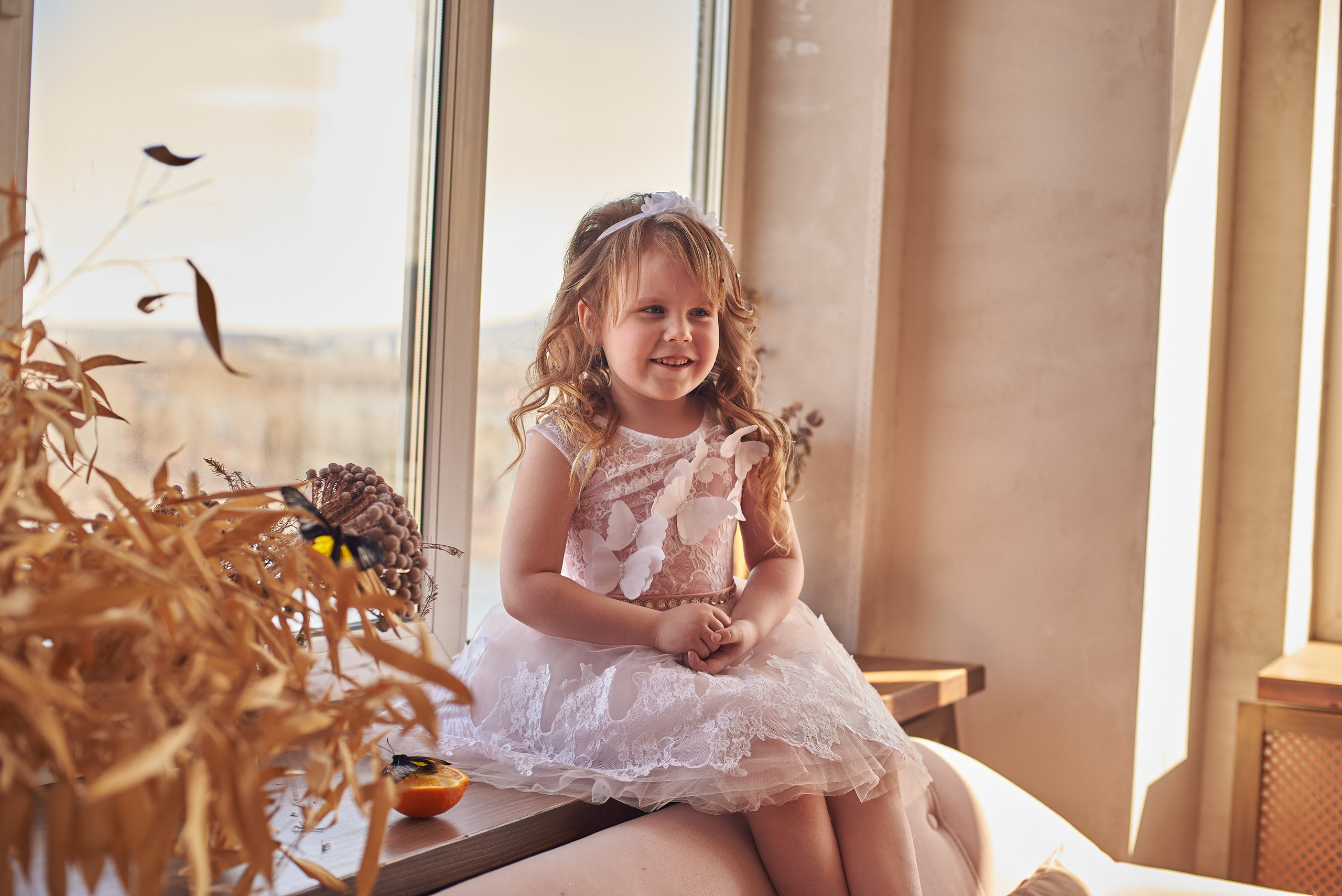 Фотопроет для детей с живыми бабочками в Красноярске. Фотограф в Красноярске Шепелева Мария