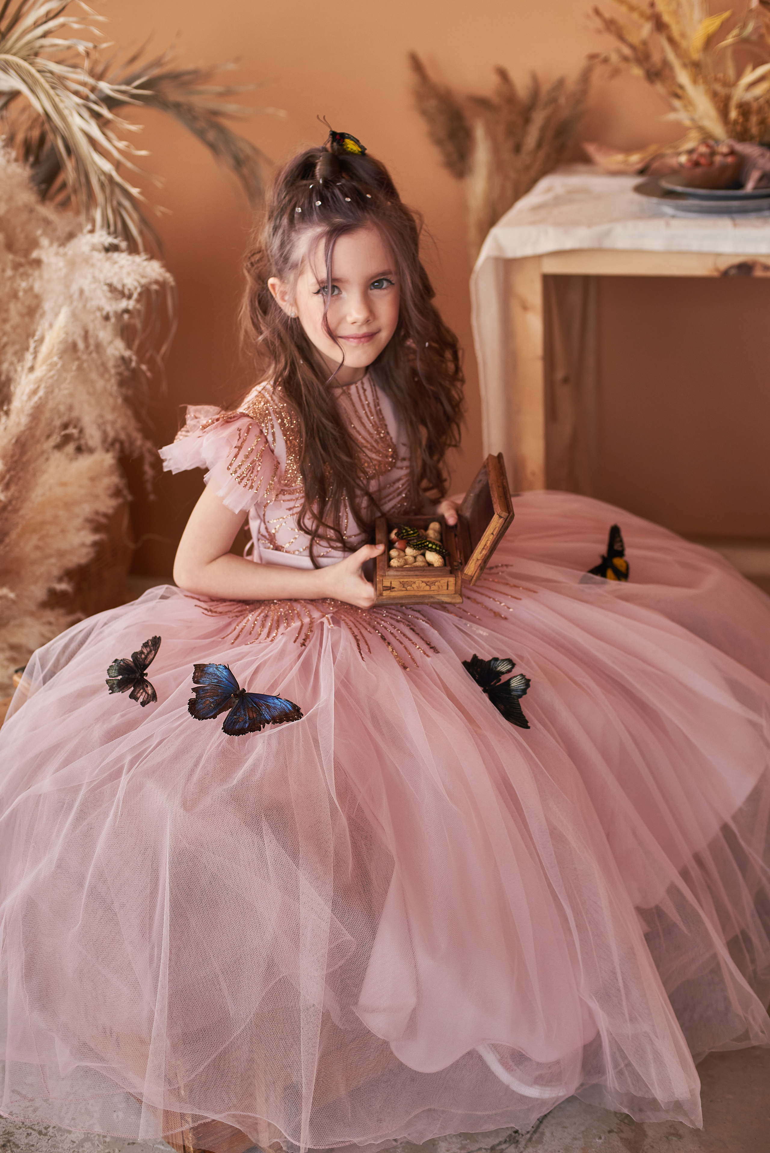 Фотопроет для детей с живыми бабочками в Красноярске. Фотограф в Красноярске Шепелева Мария