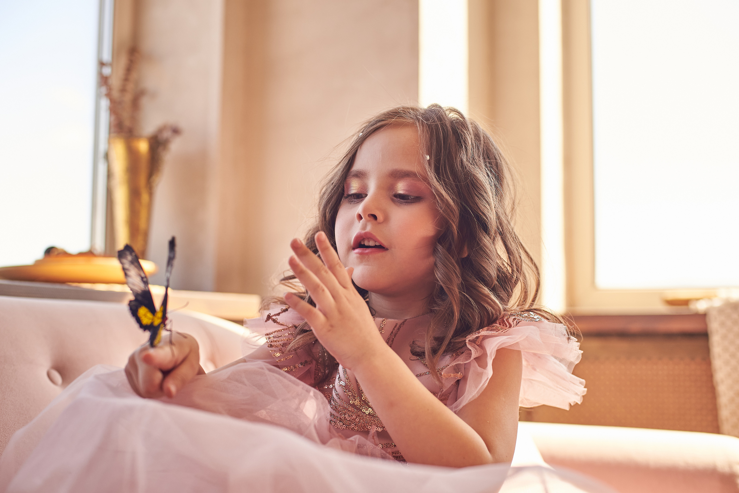 Фотопроет для детей с живыми бабочками в Красноярске. Фотограф в Красноярске Шепелева Мария