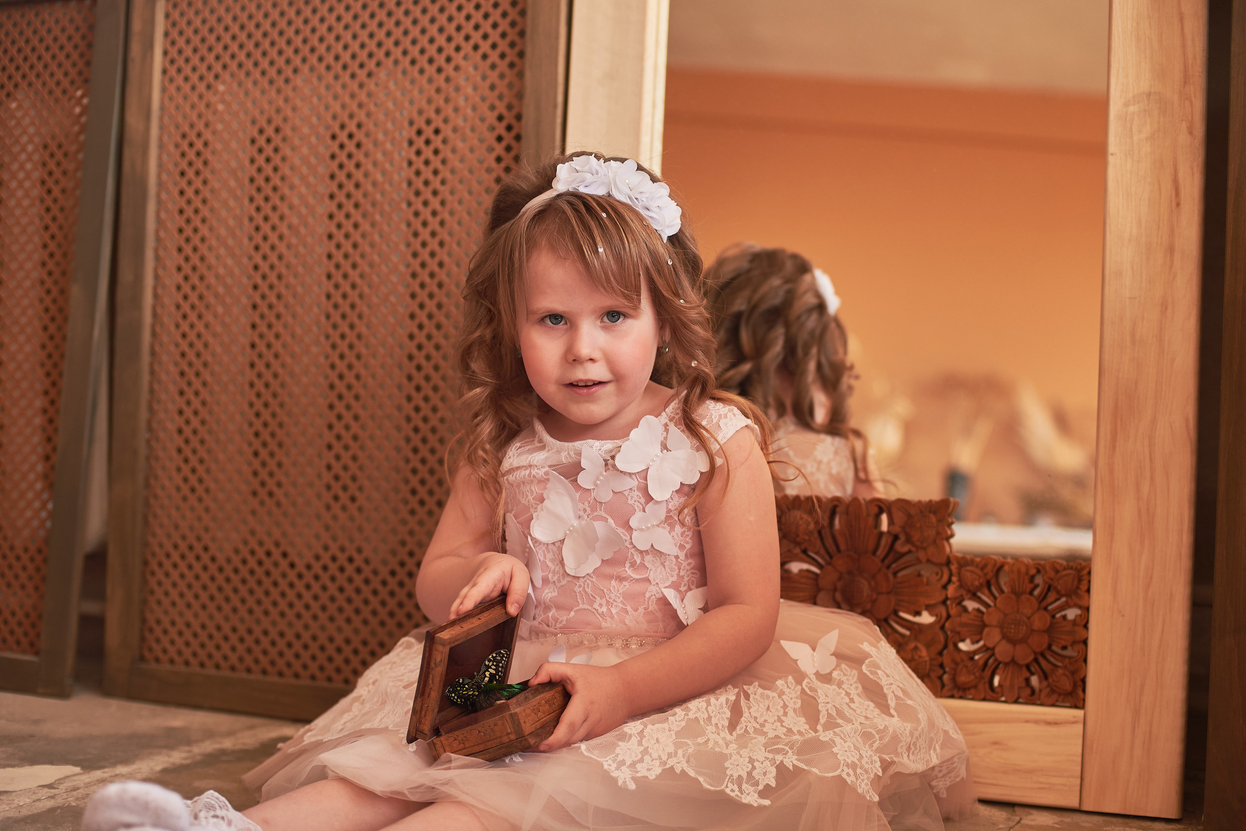 Фотопроет для детей с живыми бабочками в Красноярске. Фотограф в Красноярске Шепелева Мария