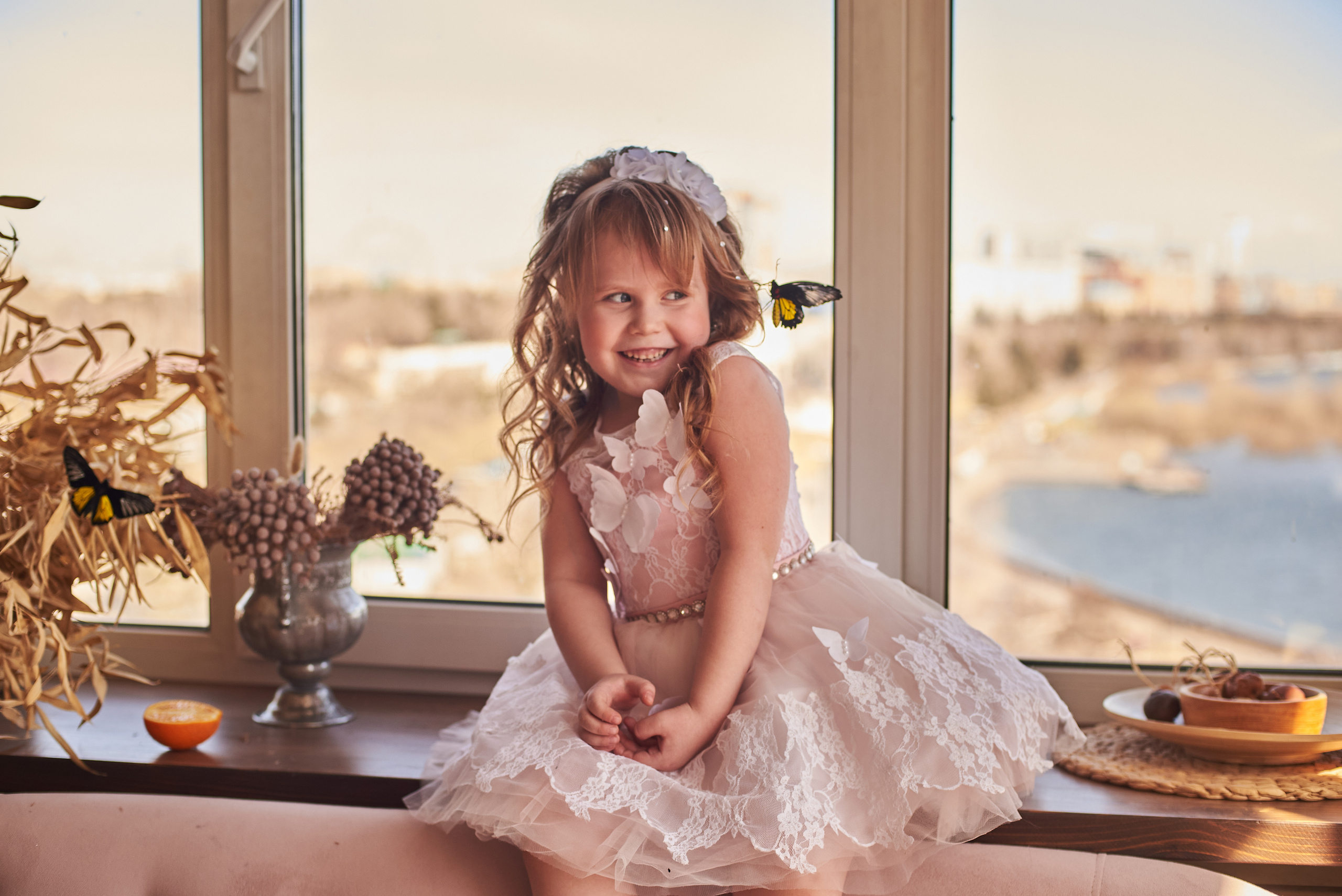 Фотопроет для детей с живыми бабочками в Красноярске. Фотограф в Красноярске Шепелева Мария