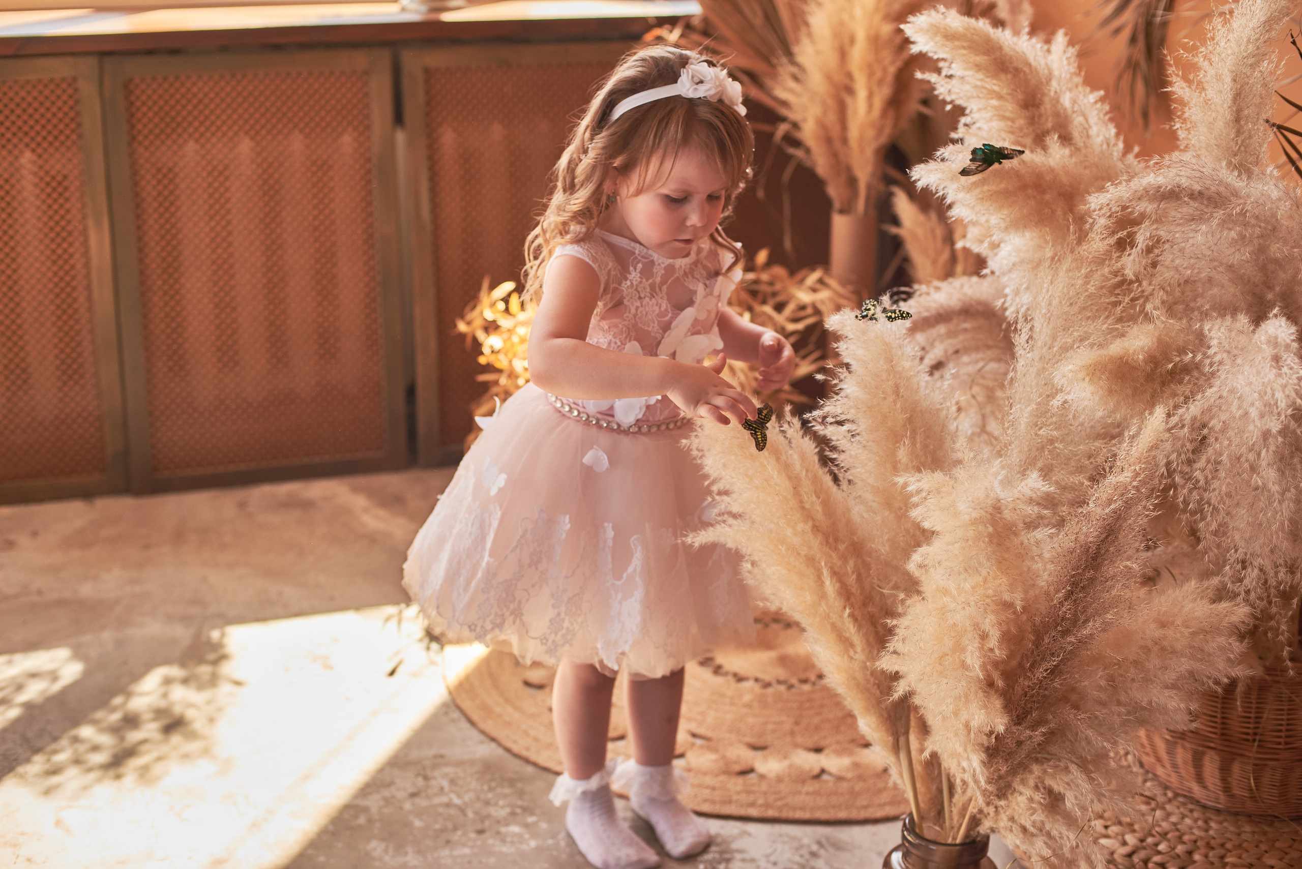 Фотопроет для детей с живыми бабочками в Красноярске. Фотограф в Красноярске Шепелева Мария