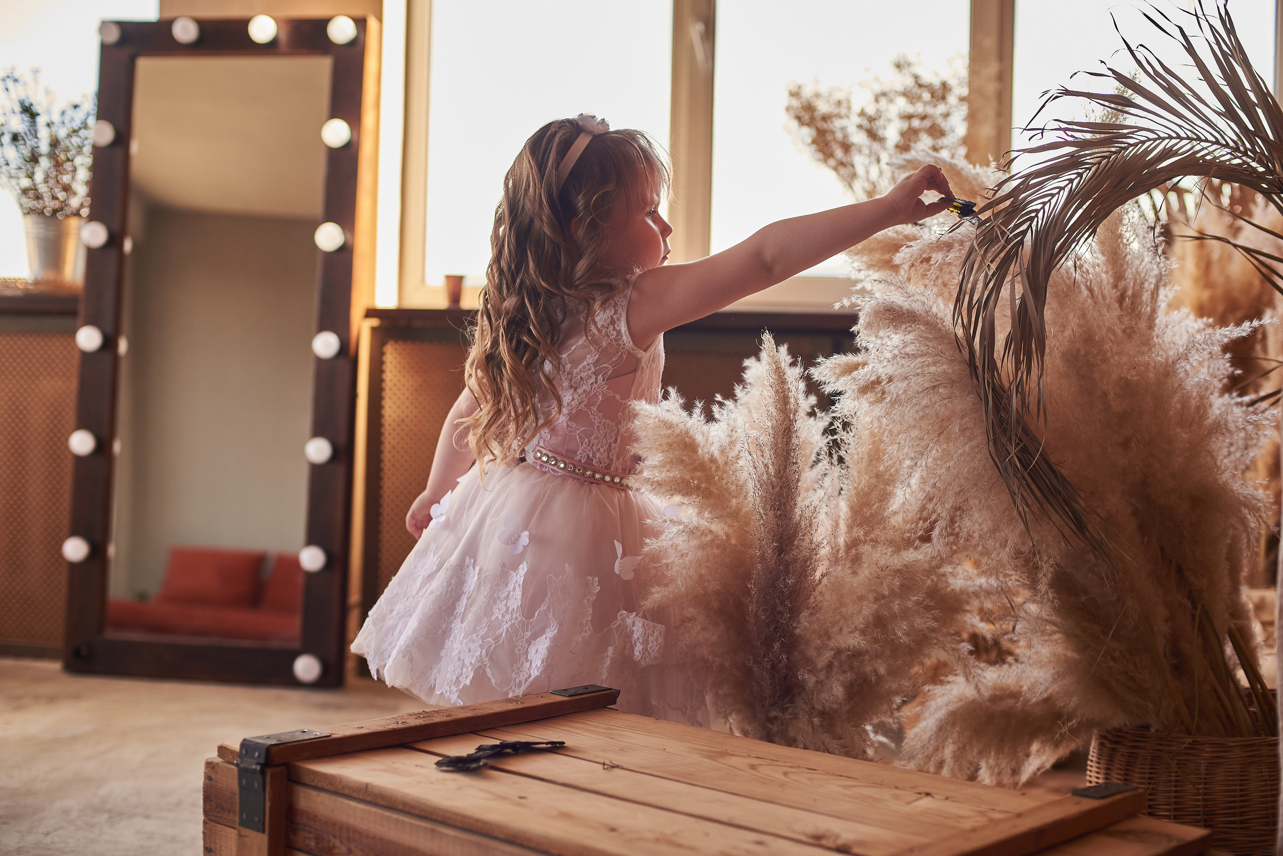 Фотопроет для детей с живыми бабочками в Красноярске. Фотограф в Красноярске Шепелева Мария