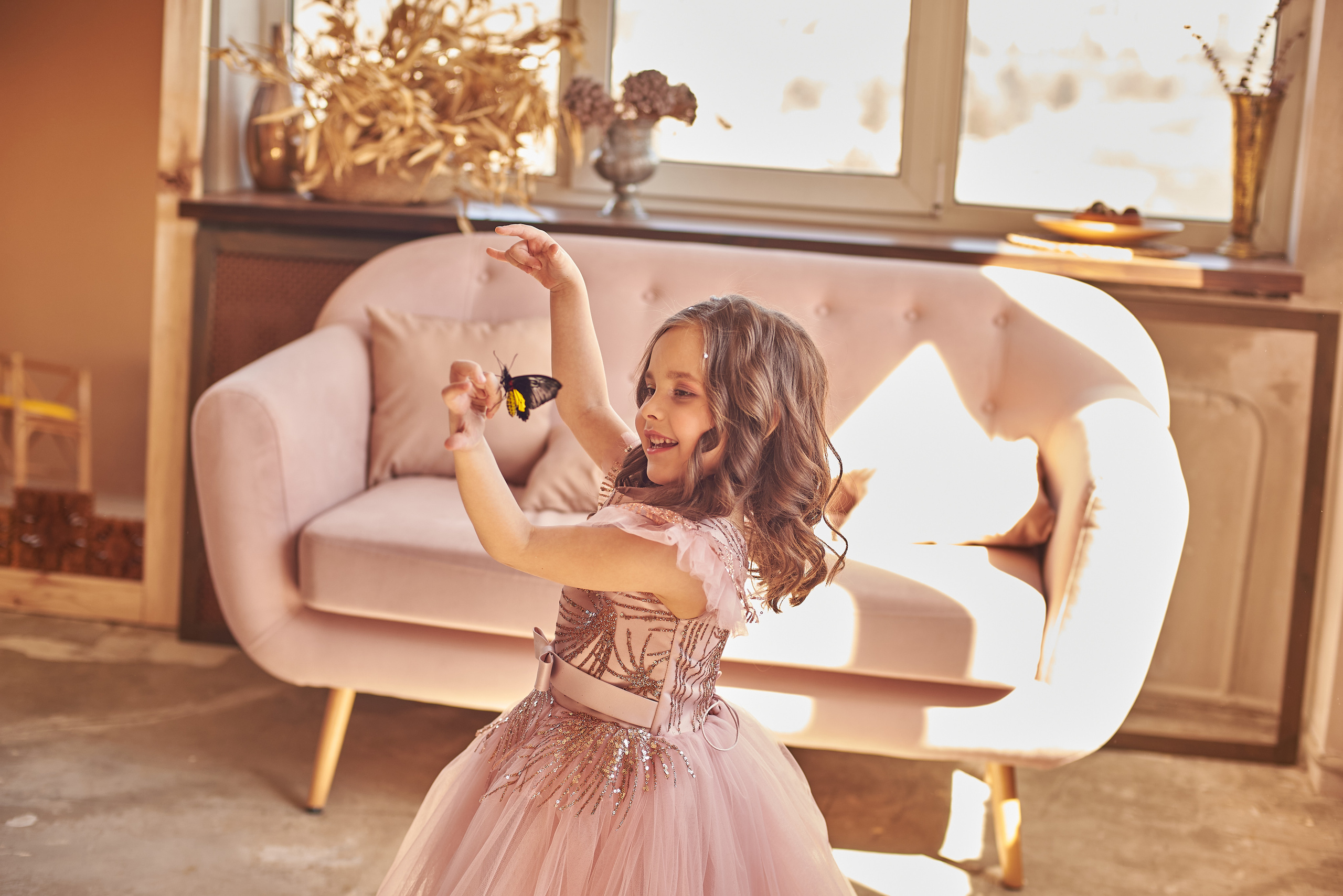 Фотопроет для детей с живыми бабочками в Красноярске. Фотограф в Красноярске Шепелева Мария