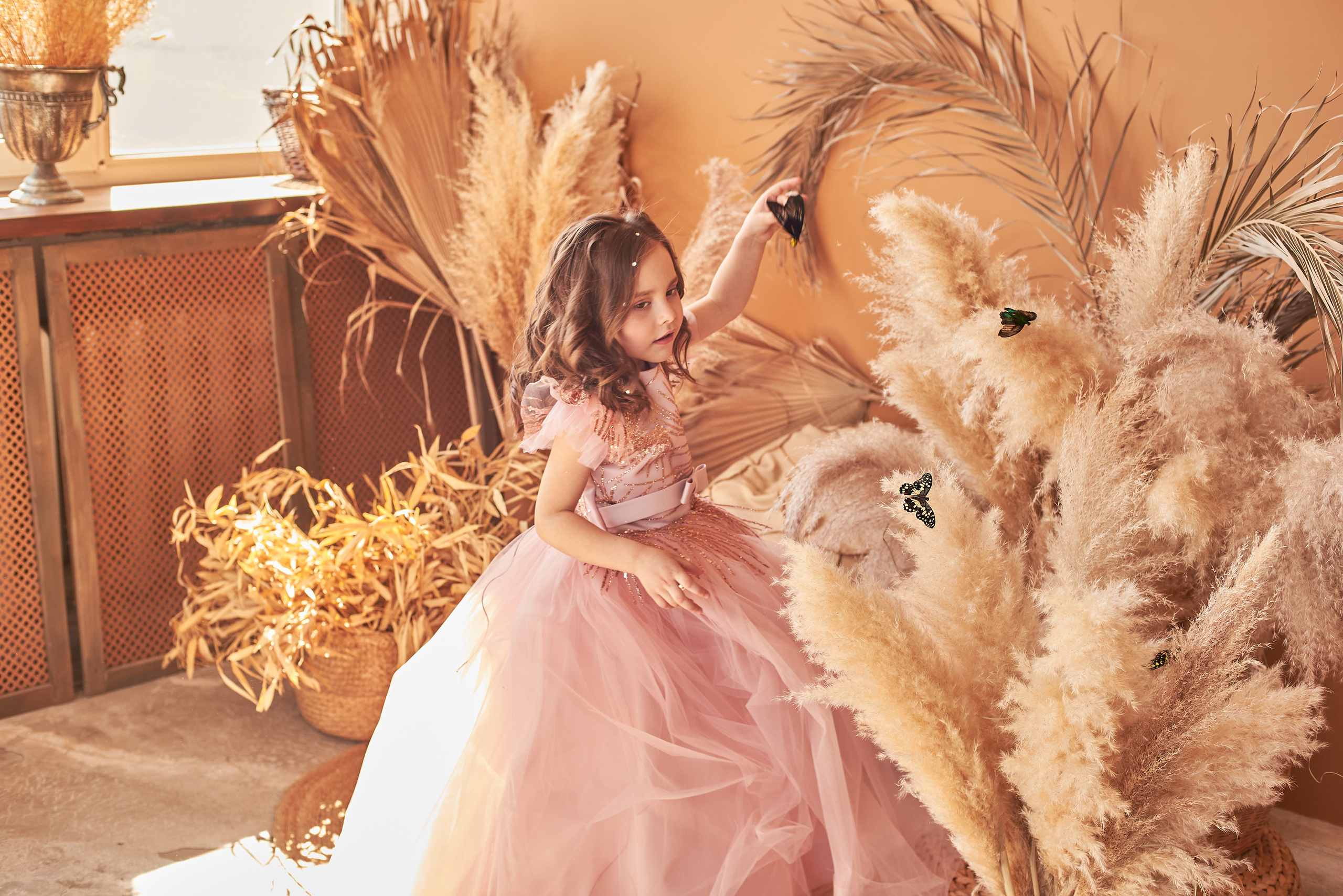 Фотопроет для детей с живыми бабочками в Красноярске. Фотограф в Красноярске Шепелева Мария