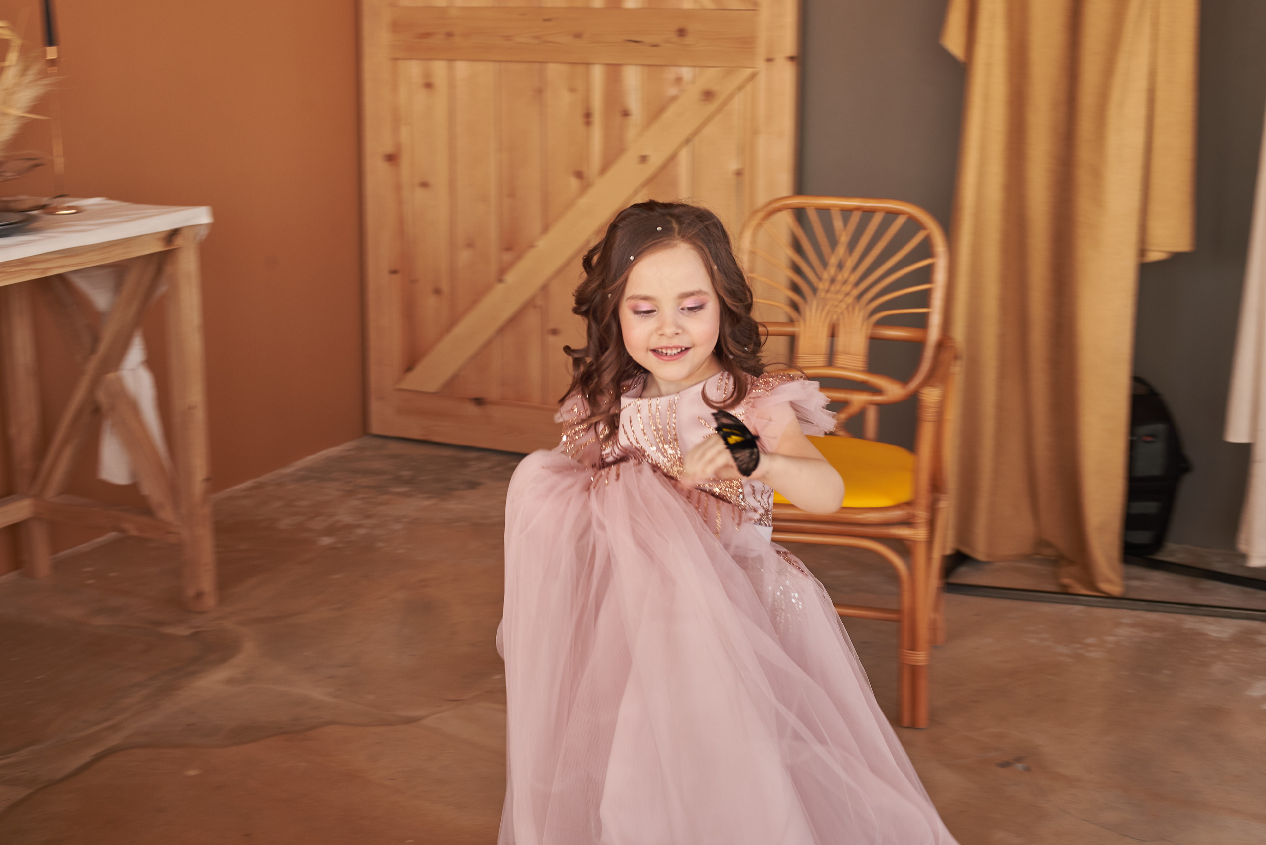 Фотопроет для детей с живыми бабочками в Красноярске. Фотограф в Красноярске Шепелева Мария