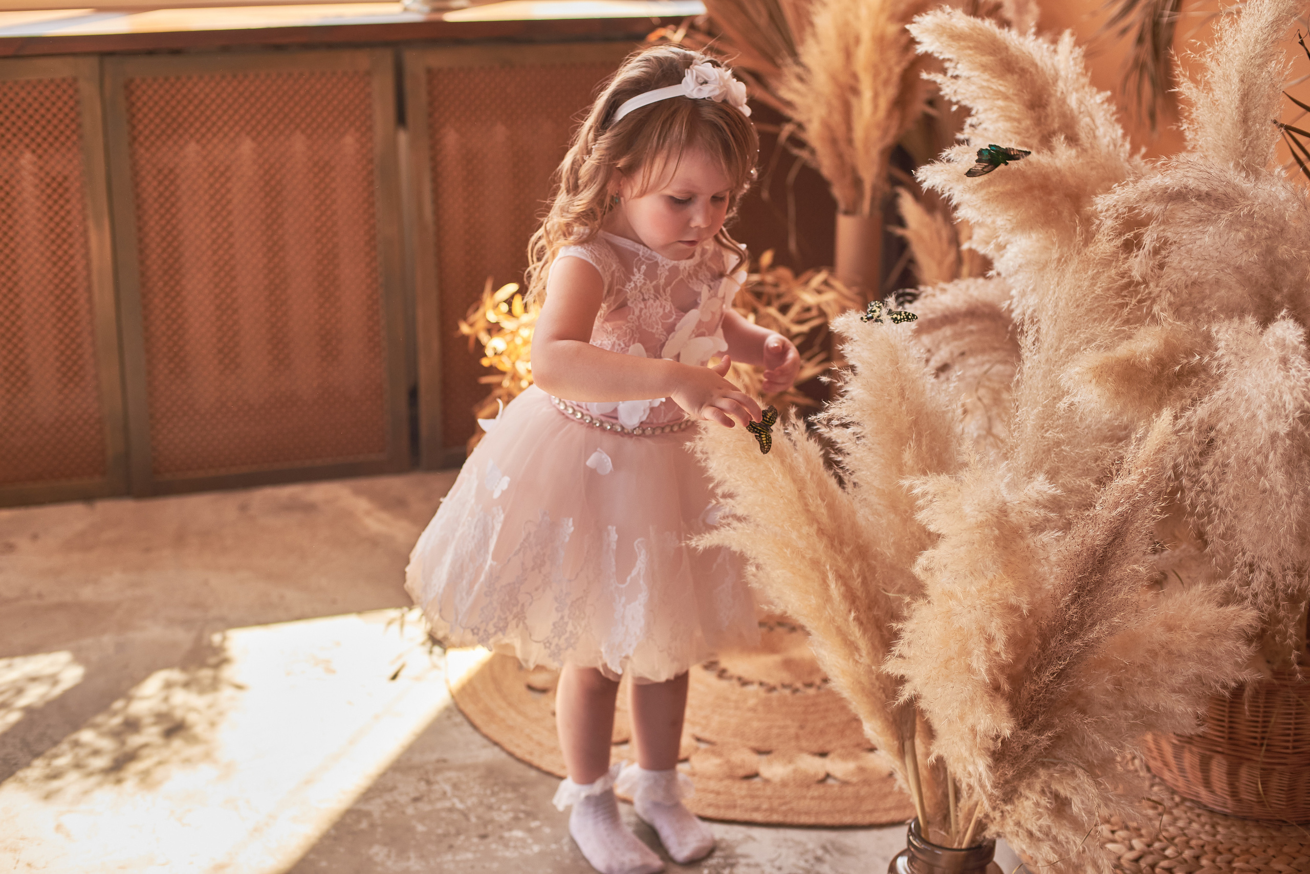 Фотопроет для детей с живыми бабочками в Красноярске. Фотограф в Красноярске Шепелева Мария